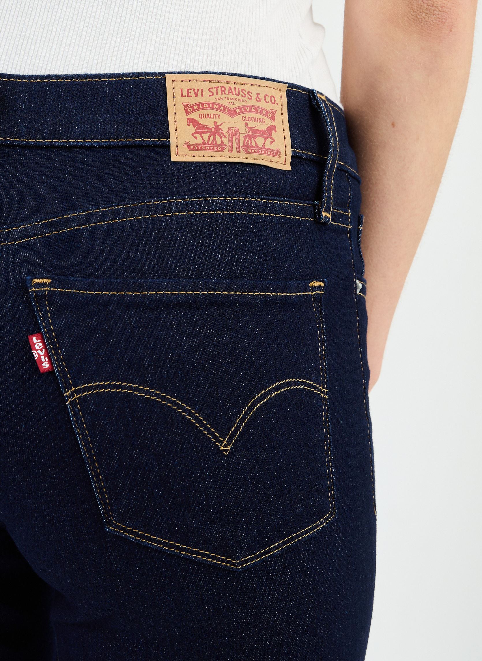 Jeans slim et skinny 314 Shaping Straight femme bleu Levi's Jeans slim et skinny 314 Shaping Straight femme bleu Darkest Sky