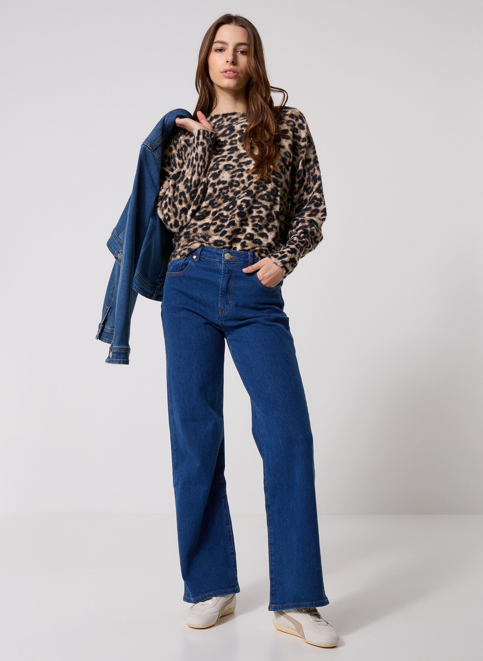 Pulls MONLEO léopard femme beige MADE BY Pulls MONLEO léopard femme beige IMP_LEOPARD NOIR_BEIGE