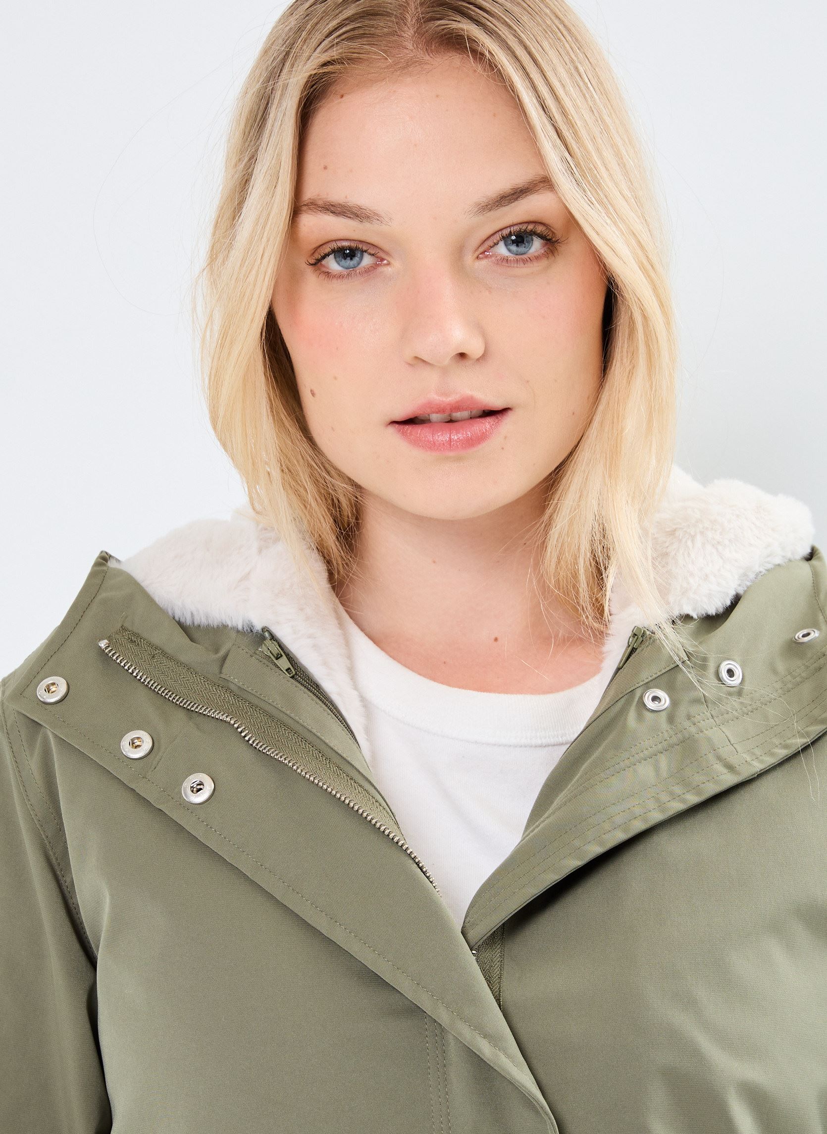 Acquista Barbour Parka con cappuccio Lunam su