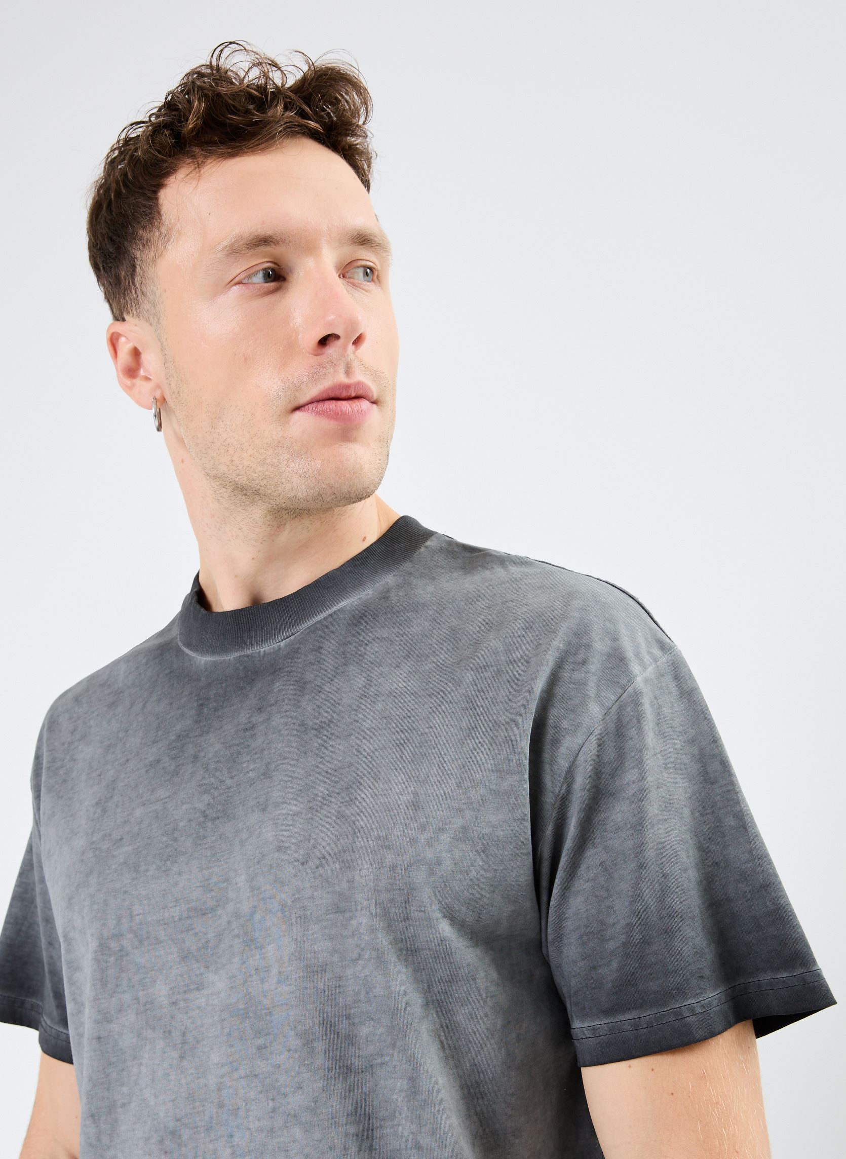 Tee-shirts manches courtes SDNivan homme noir SOLID Tee-shirts manches courtes SDNivan homme noir TRUE BLACK