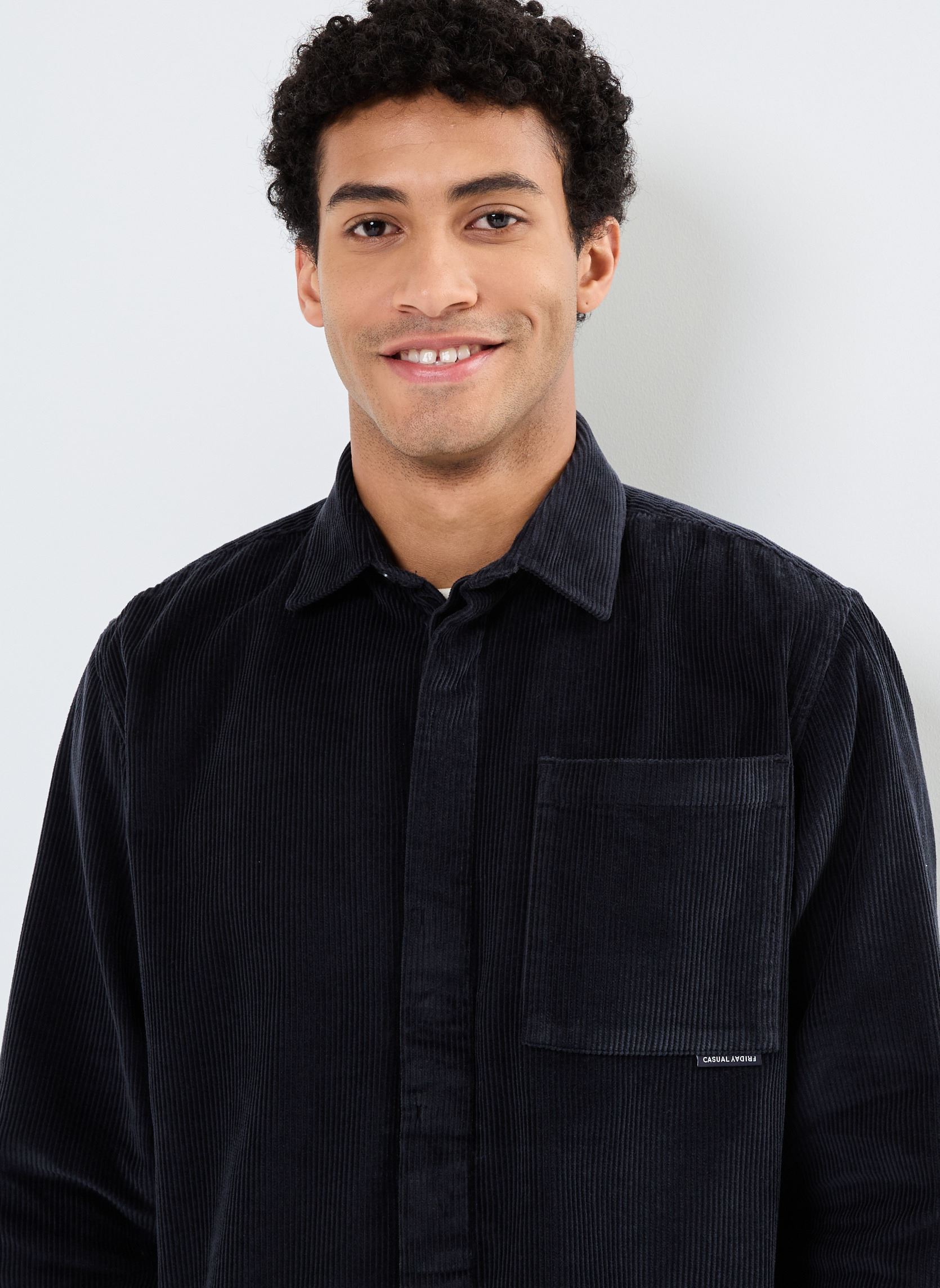Vestes CFAugust corduroy overshirt homme bleu Casual Friday Vestes CFAugust corduroy overshirt homme bleu DARK NAVY