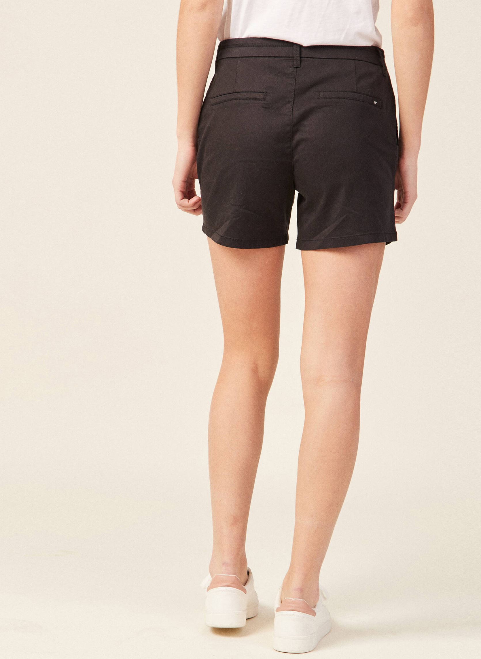 Short chino femme Peak Performance noir coupe régulière