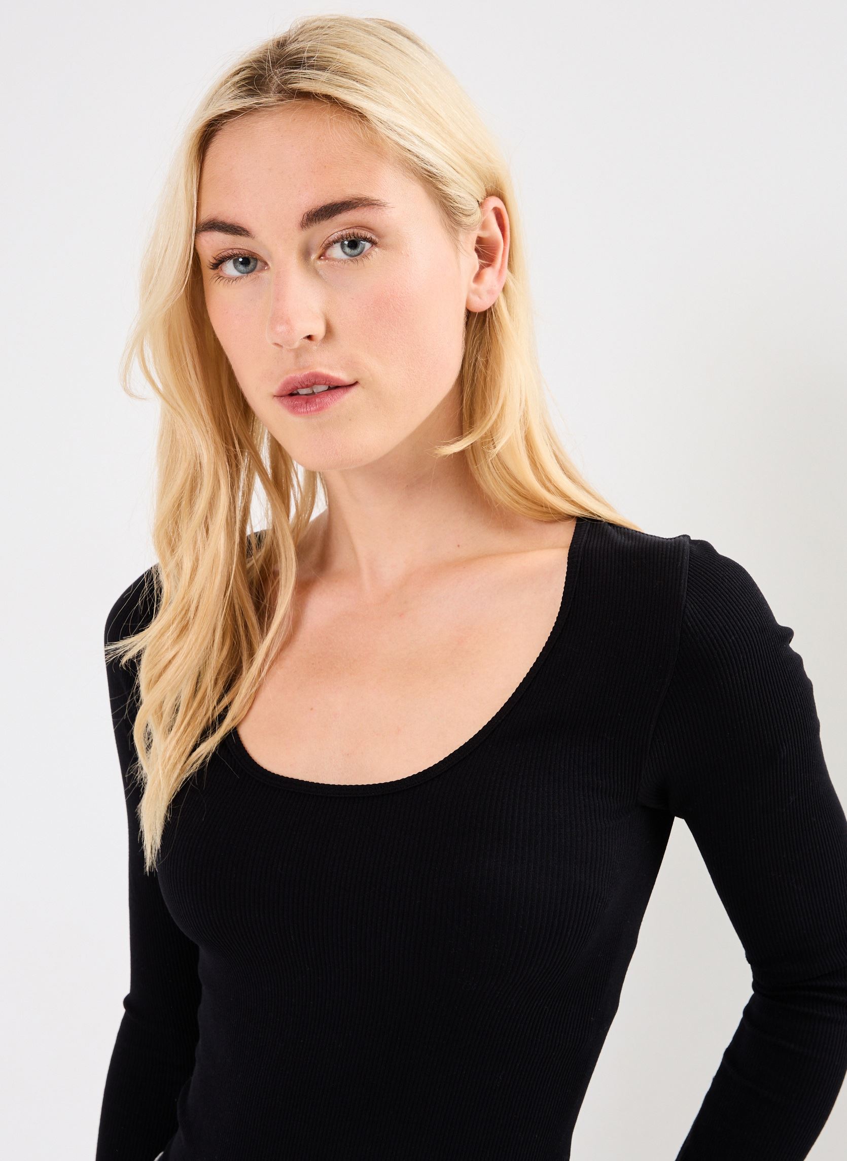 Bodys NMSOFINA L/S RIB BODYSUIT JRS NOOS damen schwarz Noisy May Bodys NMSOFINA L/S RIB BODYSUIT JRS NOOS damen schwarz Black