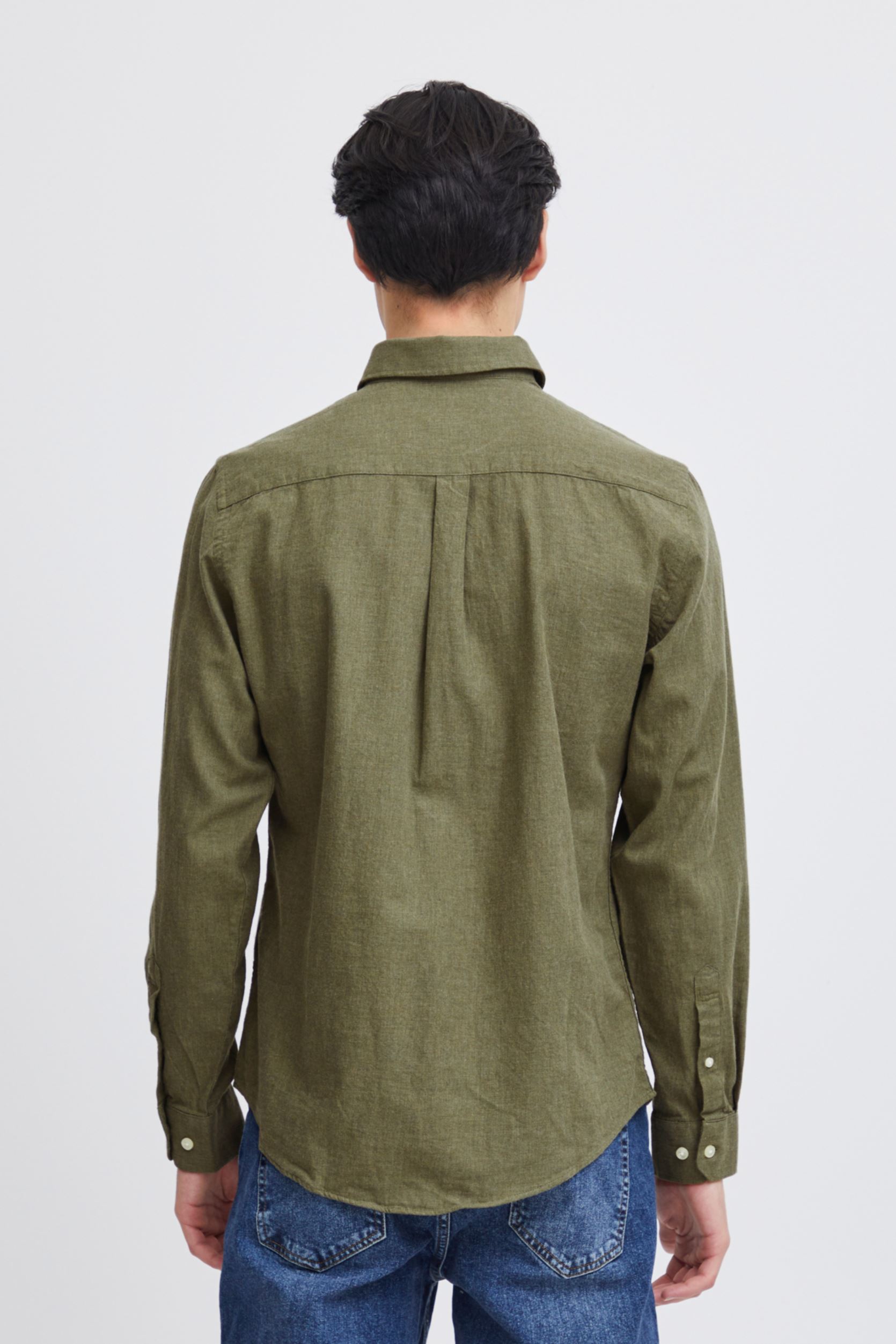 Chemises CFAnton LS BD fil a fil shirt Noos homme vert Casual Friday Chemises CFAnton LS BD fil a fil shirt Noos homme vert BURNT OLIVE MELANGE