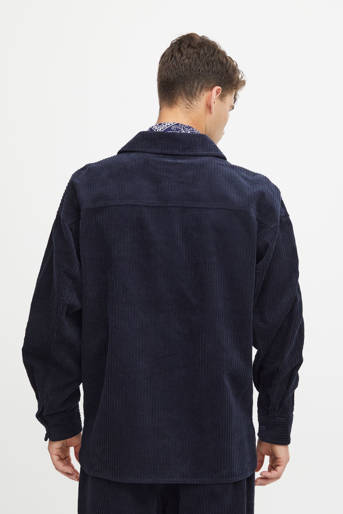 Vestes CF August 0090 corduroy overshirt homme bleu Casual Friday Vestes CF August 0090 corduroy overshirt homme bleu DARK NAVY