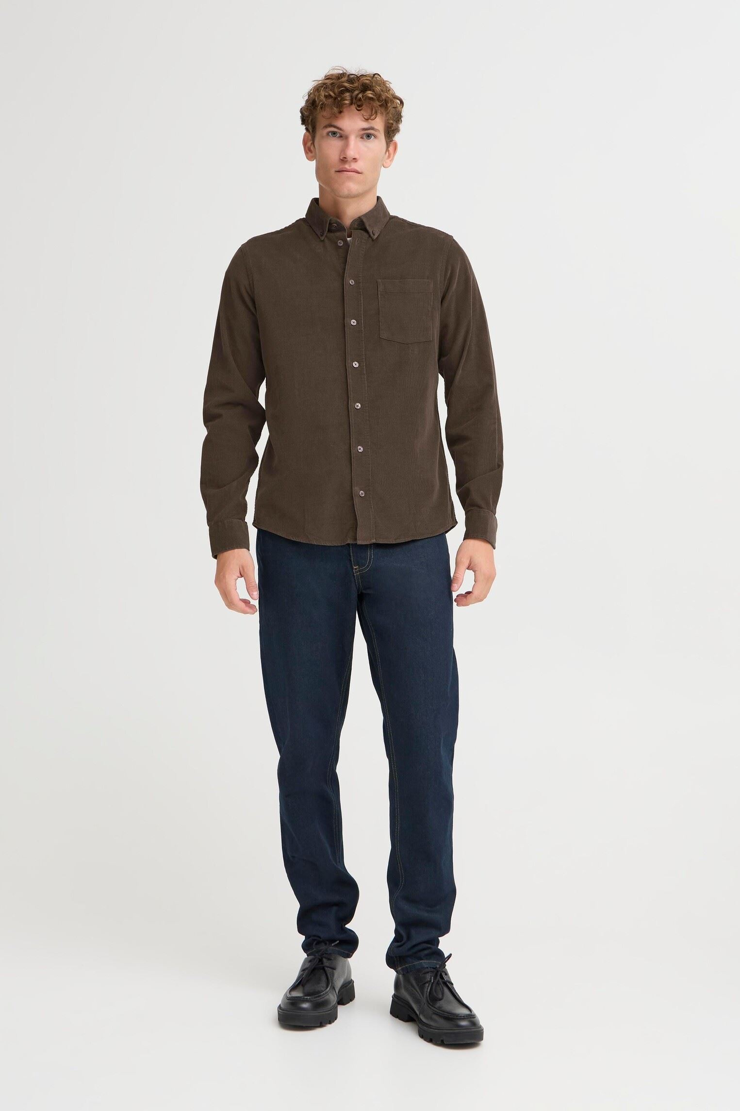 Chemises CFAnton LS BD baby cord shirt homme vert Casual Friday Chemises CFAnton LS BD baby cord shirt homme vert BLACK OLIVE