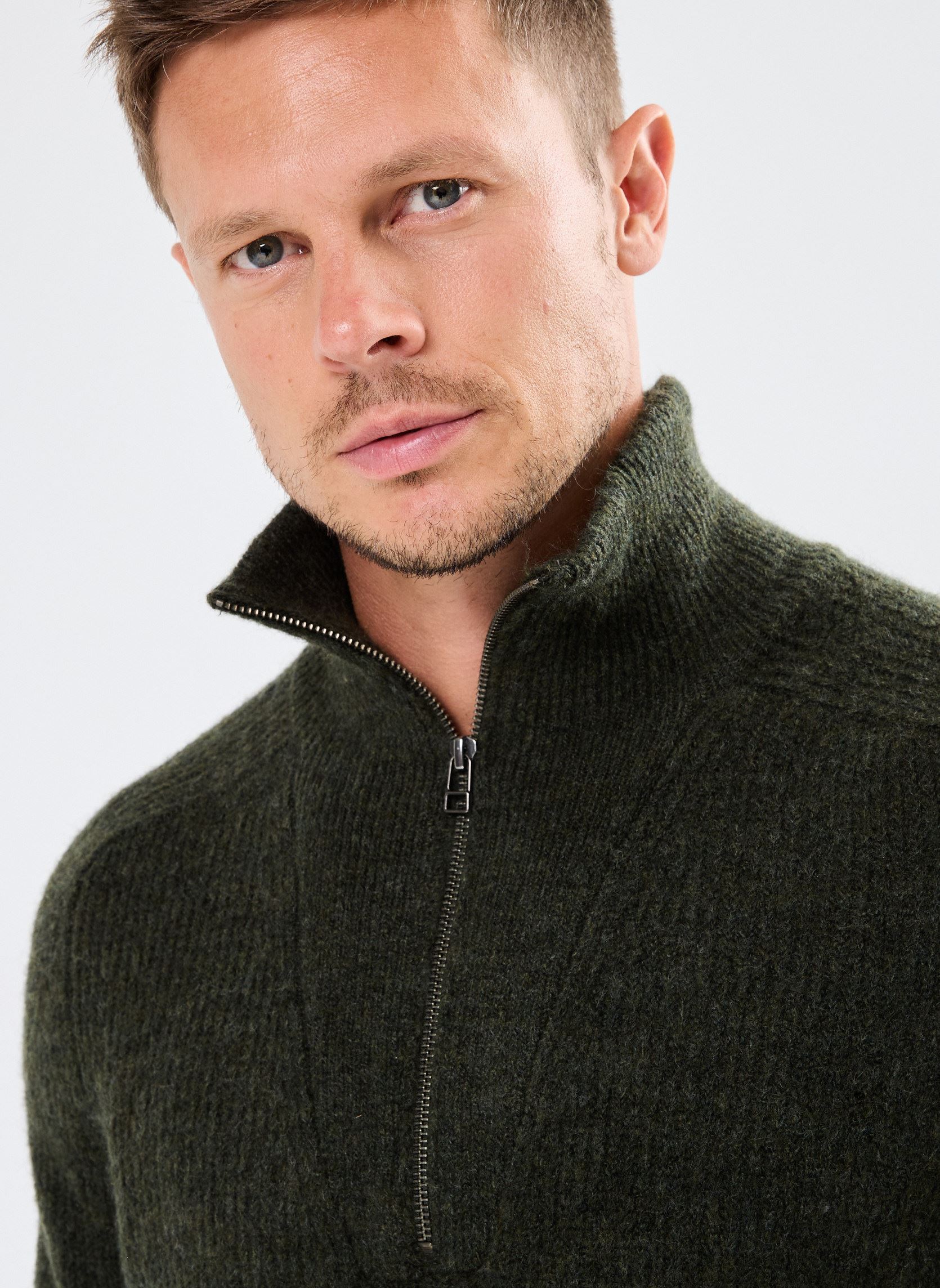 Pulls CFKristian 0161 high neck knit homme vert Casual Friday Pulls CFKristian 0161 high neck knit homme vert DEEP DEPTHS MELANGE