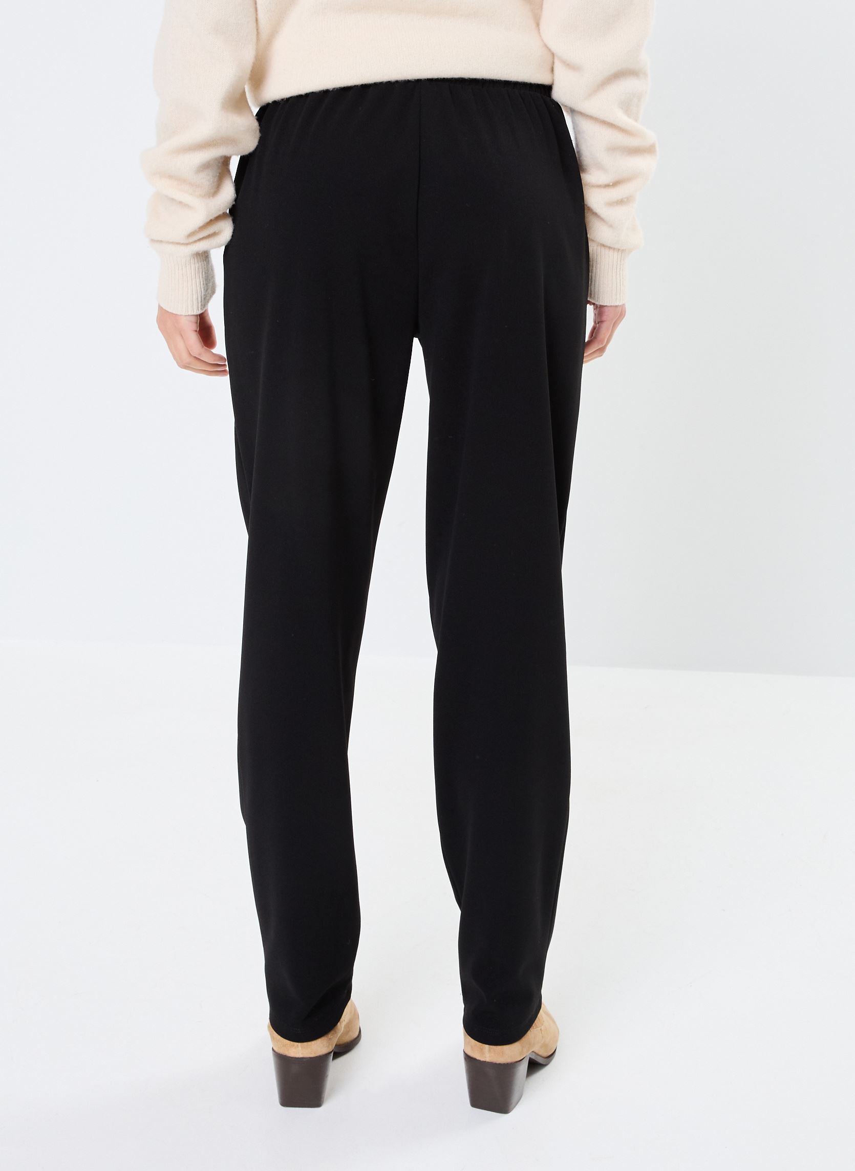 Slim-fit broeken VMENGE HW PANT JRS GA dames zwart Vero Moda Slim-fit broeken VMENGE HW PANT JRS GA dames zwart Black
