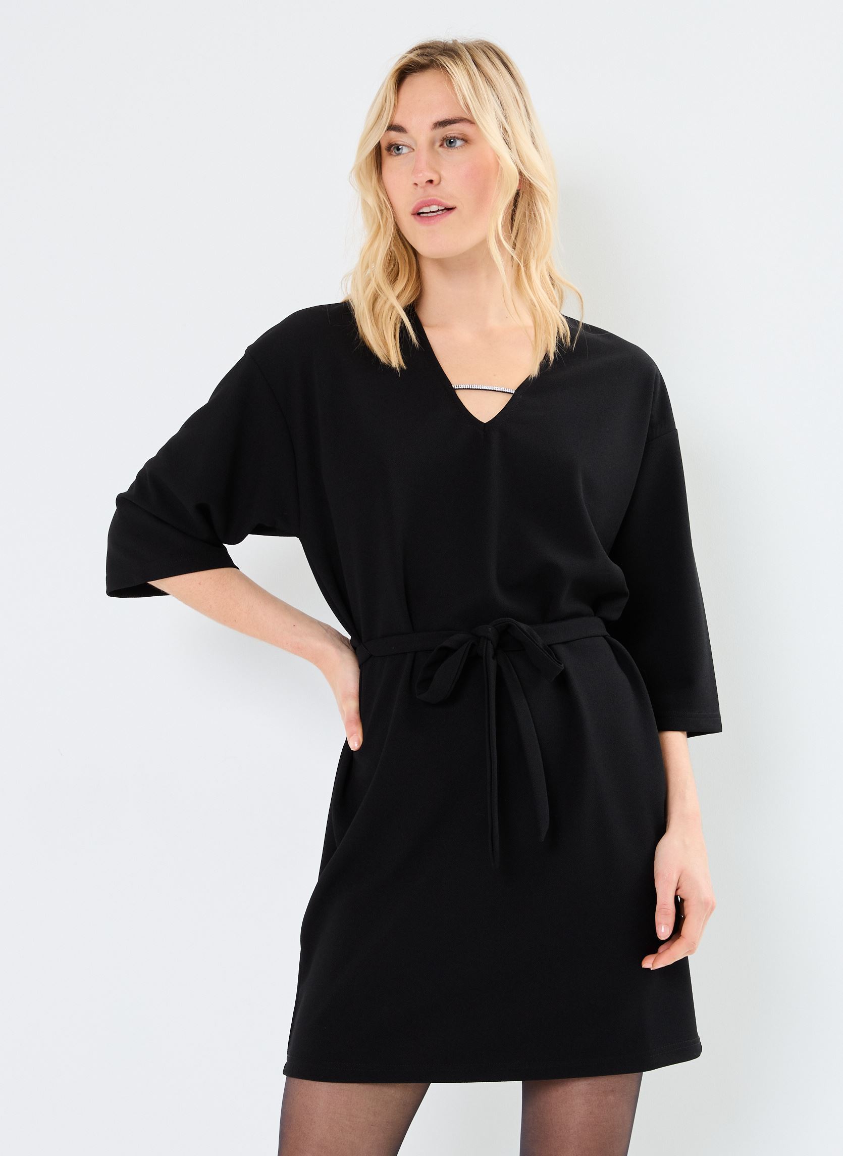 Vêtements Vero Moda VMESME 34 V NECK SHORT DRESS JRS GA pour Accessoires