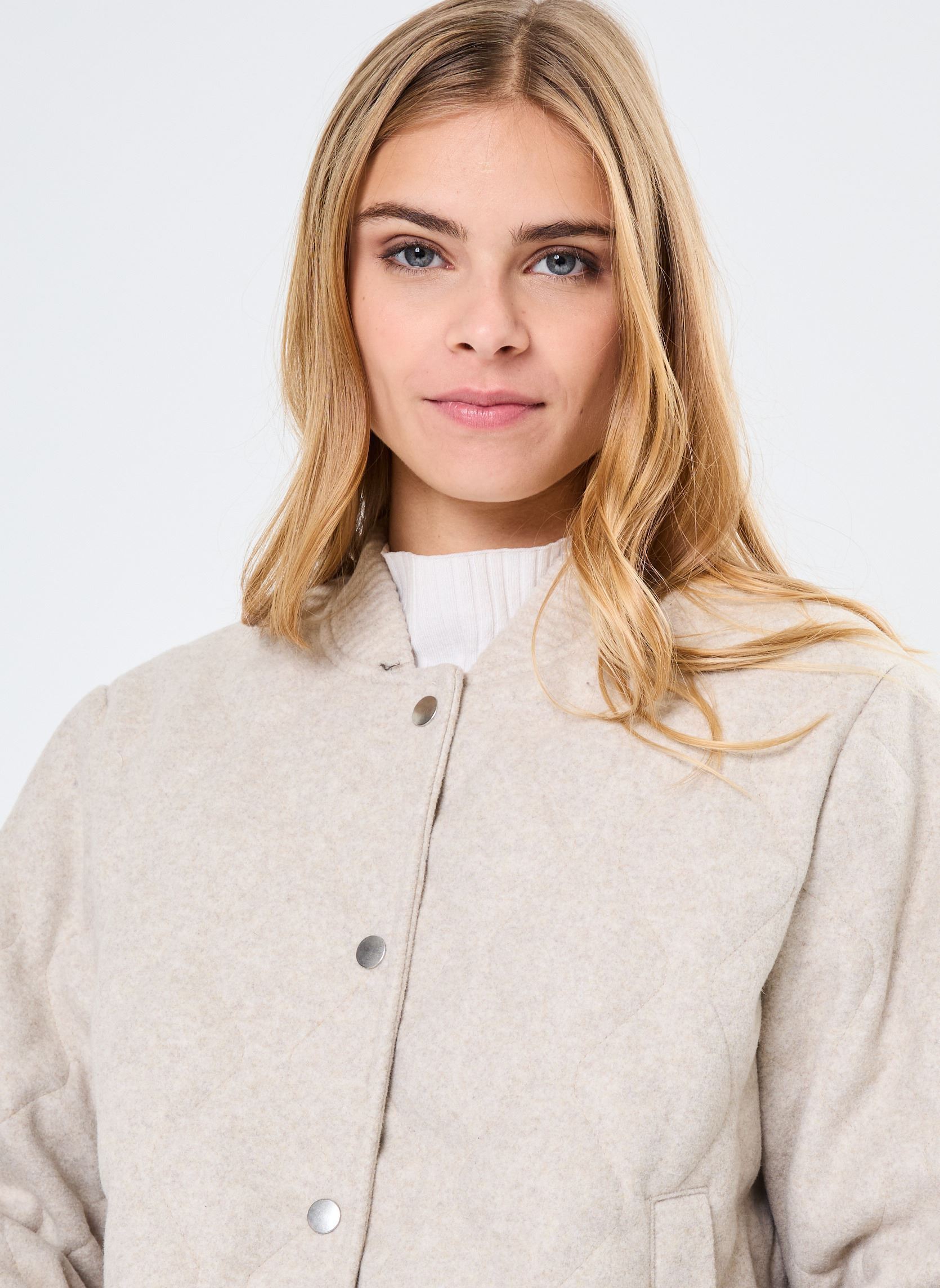 Bomberjacken VMFORTUNEDORA SHORT JACKET GA damen beige Vero Moda Bomberjacken VMFORTUNEDORA SHORT JACKET GA damen beige Oatmeal