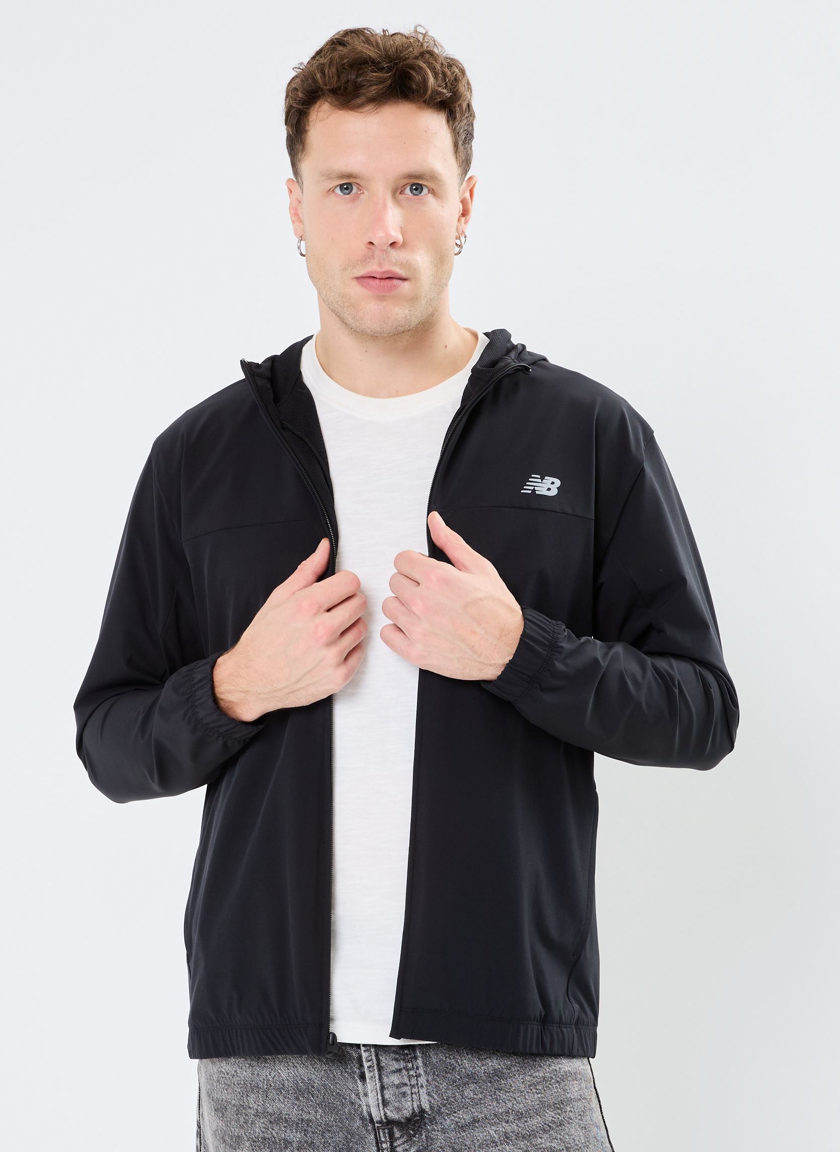 Windbreaker / Windjacken Woven Full Zip Jacket herren schwarz New Balance Windbreaker / Windjacken Woven Full Zip Jacket herren schwarz BLACK