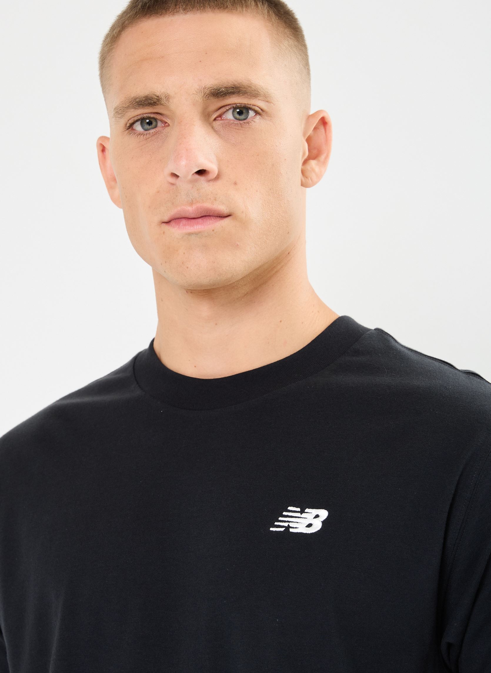 Tee-shirts manches courtes Sport Essentials Cotton T-Shirt homme noir New Balance Tee-shirts manches courtes Sport Essentials Cotton T-Shirt homme noir Black