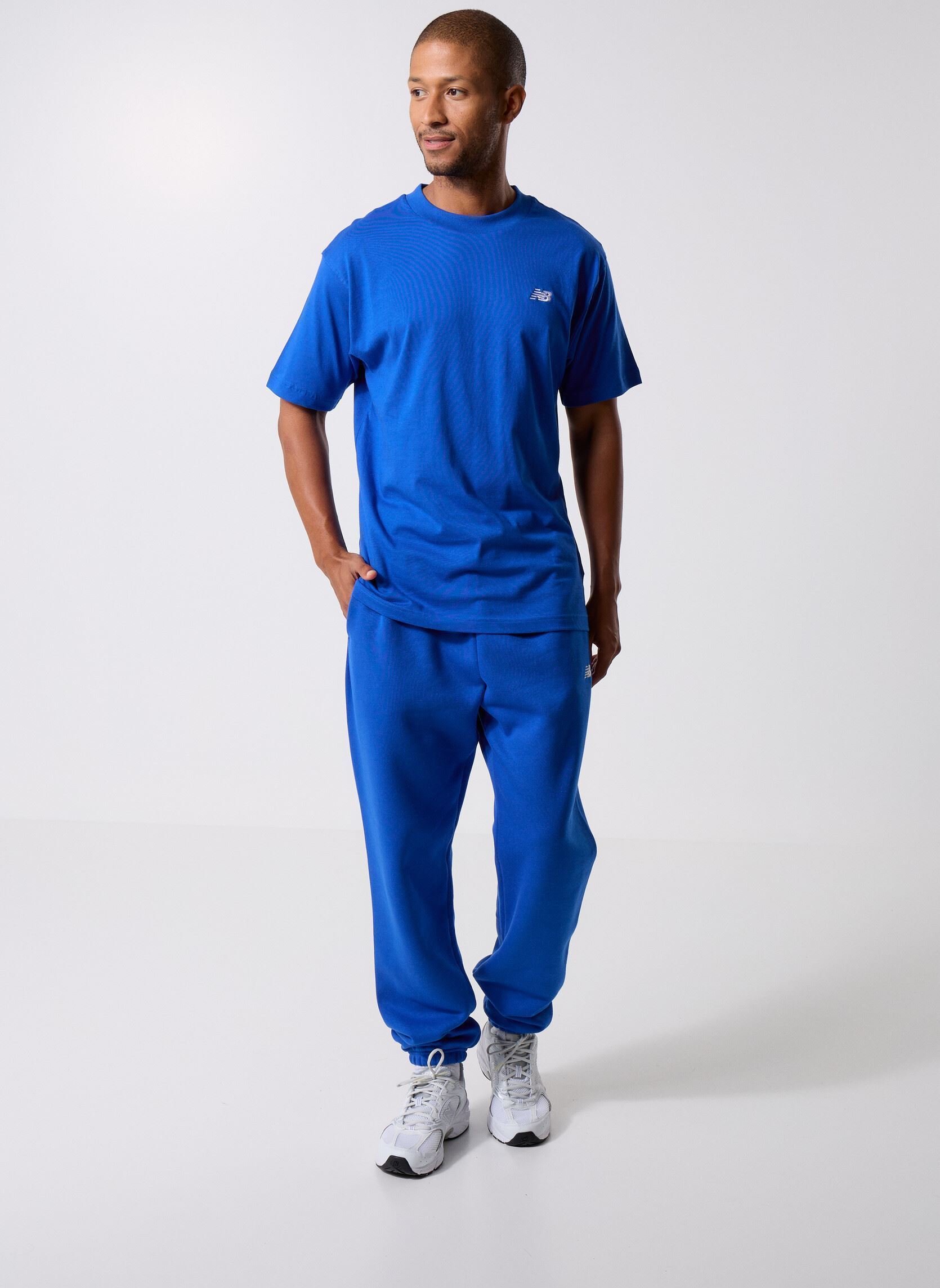 Tee-shirts manches courtes Sport Essentials Cotton T-Shirt homme bleu New Balance Tee-shirts manches courtes Sport Essentials Cotton T-Shirt homme bleu Blue Gemstone