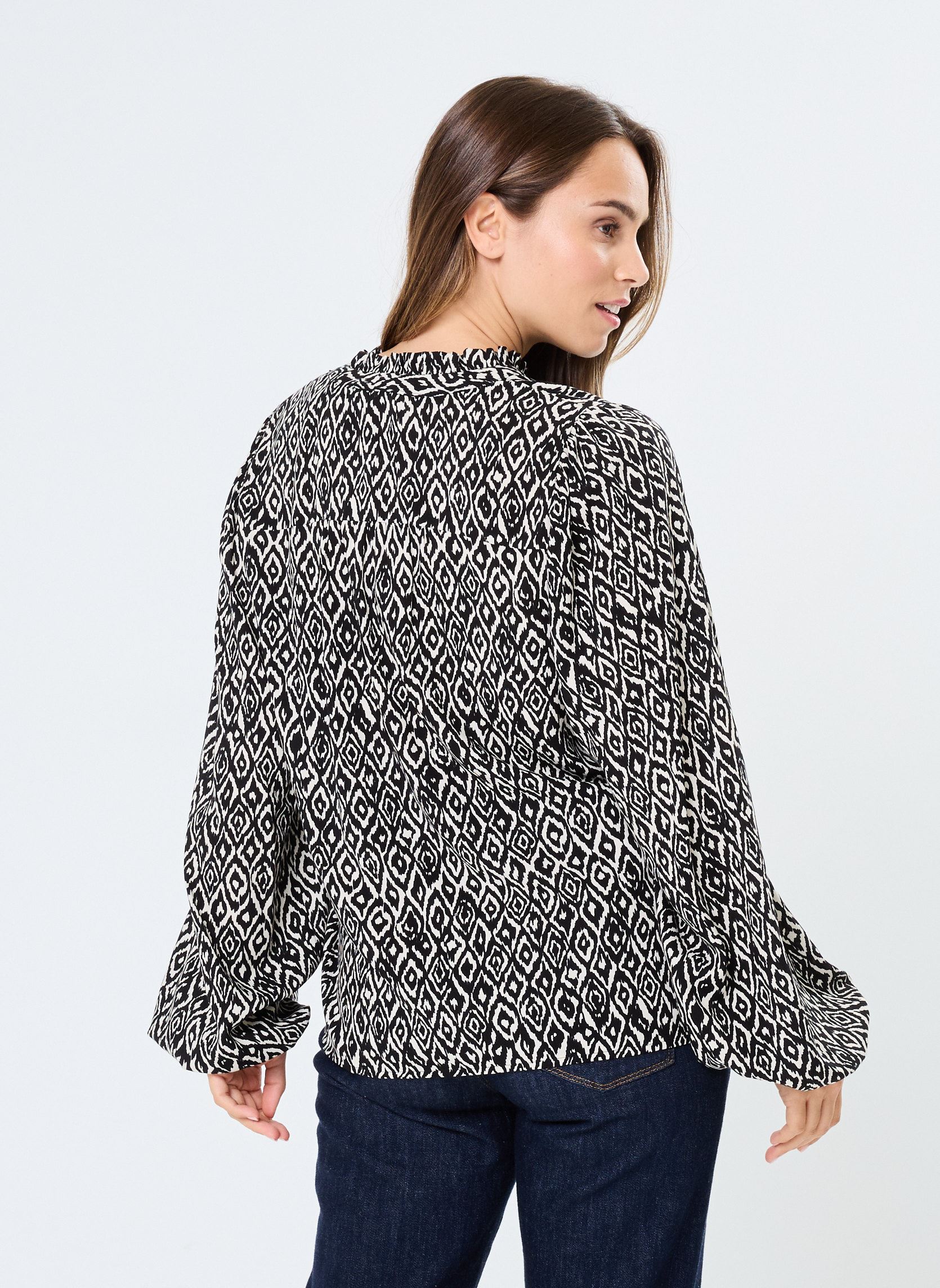 Blouses manches longues IHVERA LS14 femme noir Ichi Blouses manches longues IHVERA LS14 femme noir BLACK IKAT AOP