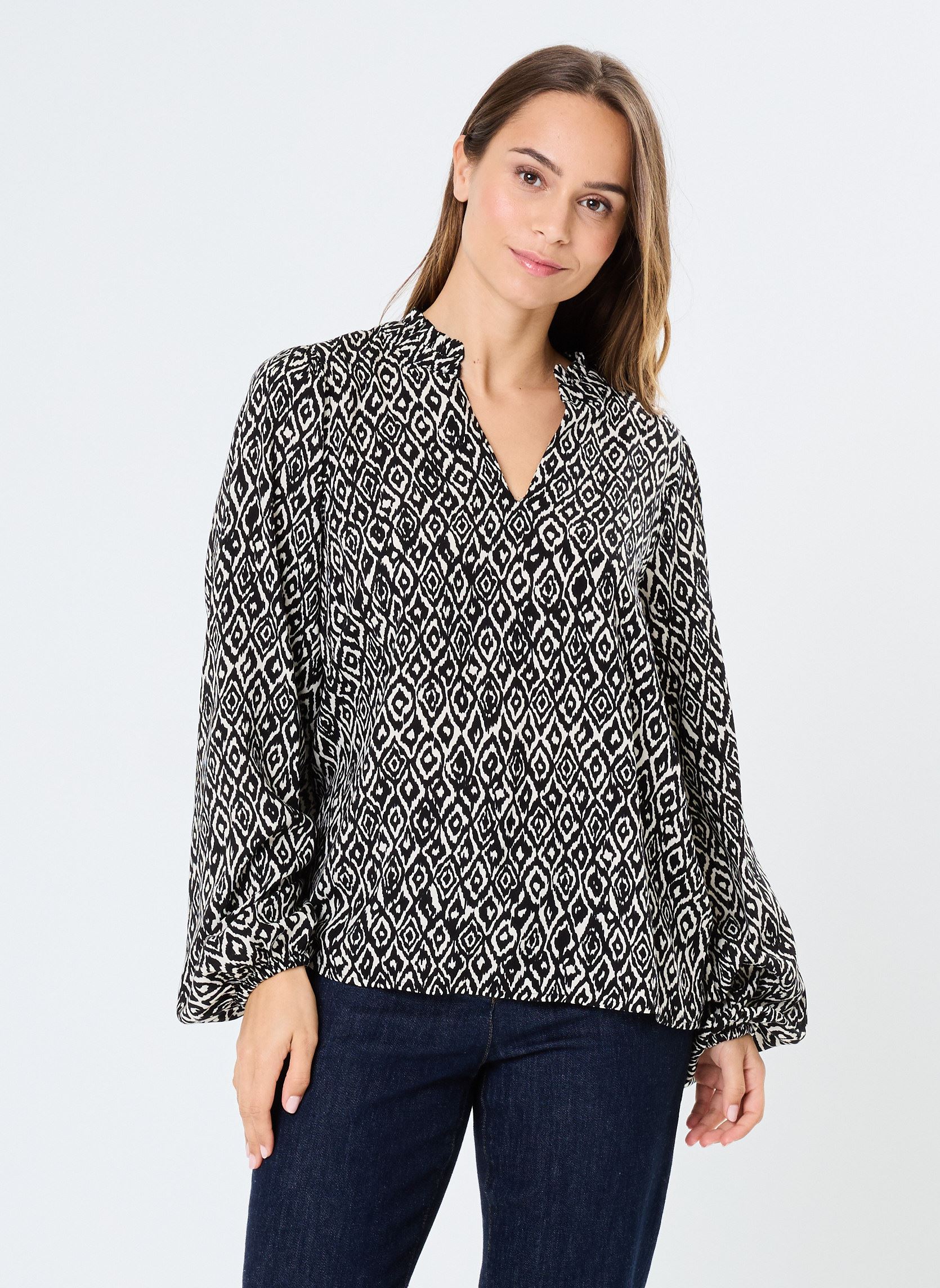 Blouses manches longues IHVERA LS14 femme noir Ichi Blouses manches longues IHVERA LS14 femme noir BLACK IKAT AOP