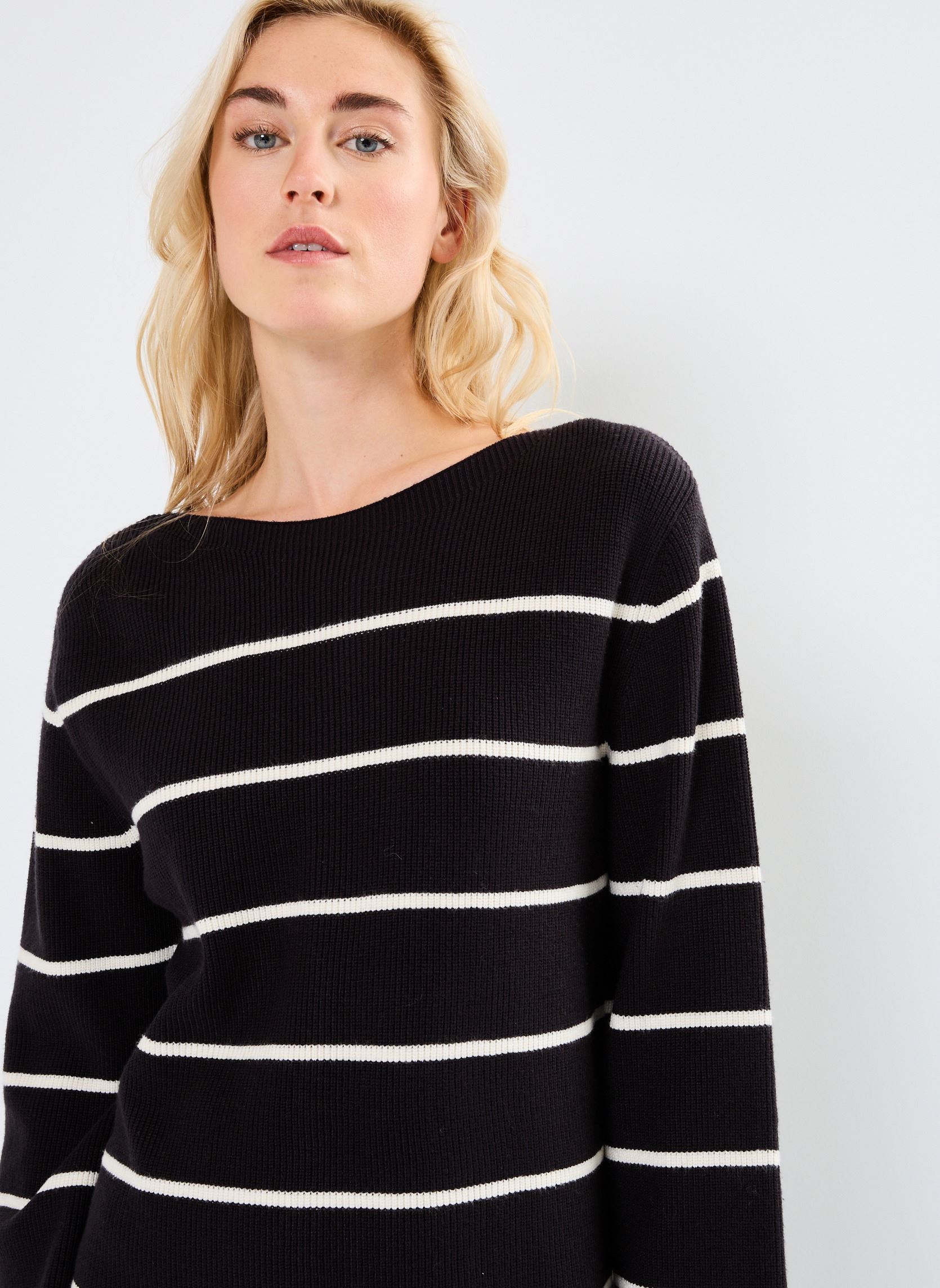 Jerseys IHBOSTON LS6 mujer negro Ichi Jerseys IHBOSTON LS6 mujer negro METEORITE ALMOND MILK STRIPE