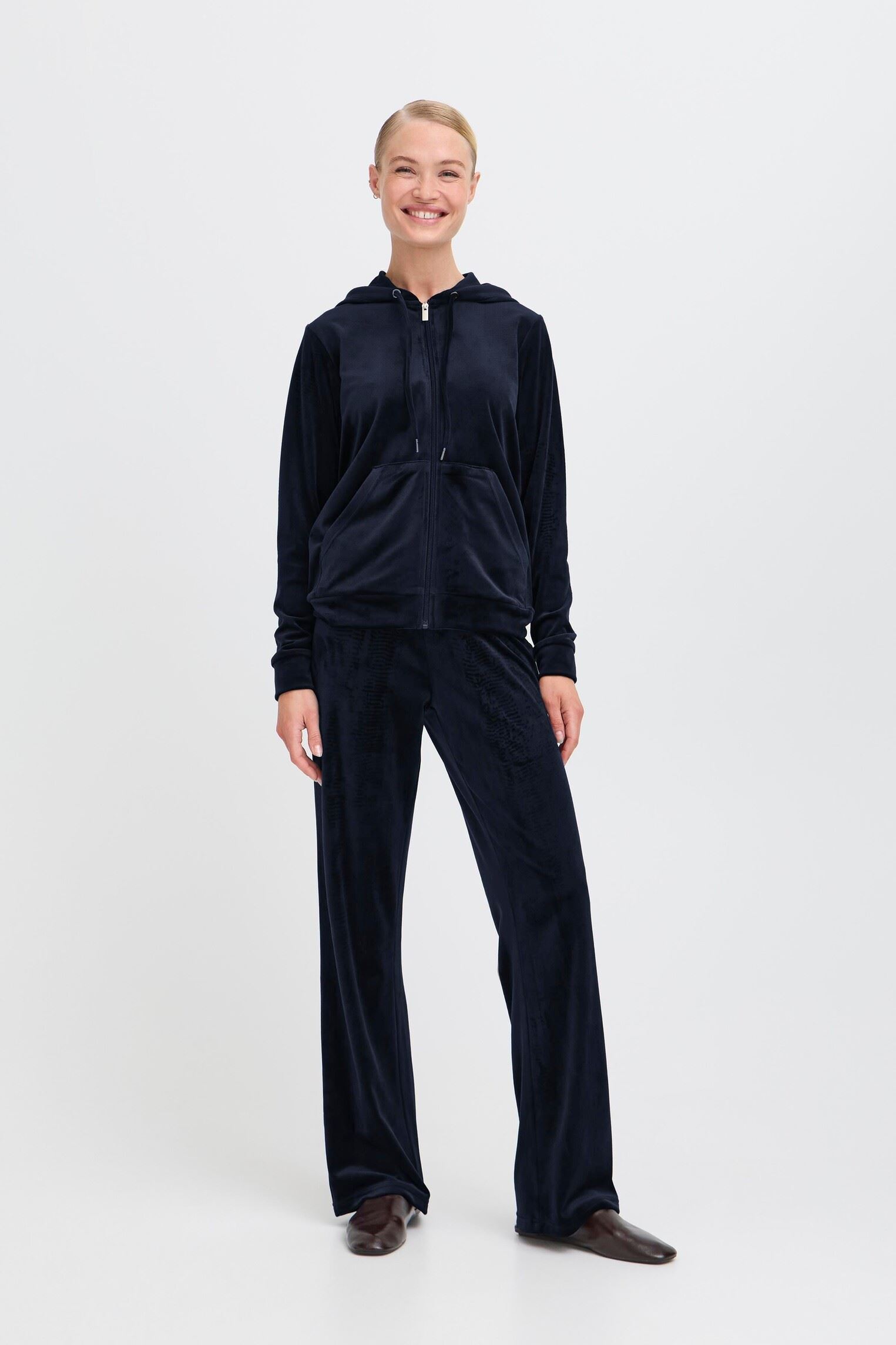Sets BYMITZA SET 3 - dames blauw B-Young Sets BYMITZA SET 3 - dames blauw COPENHAGEN NIGHT