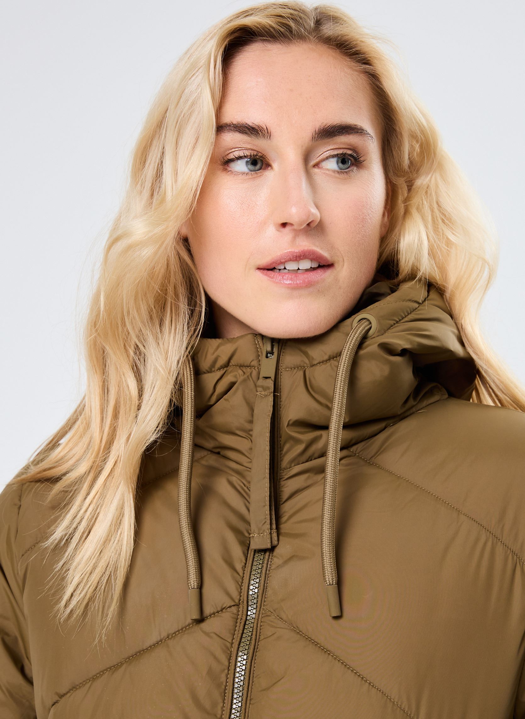 Doudounes BYBOMINA JACKET 6 - femme vert B-Young Doudounes BYBOMINA JACKET 6 - femme vert Military olive
