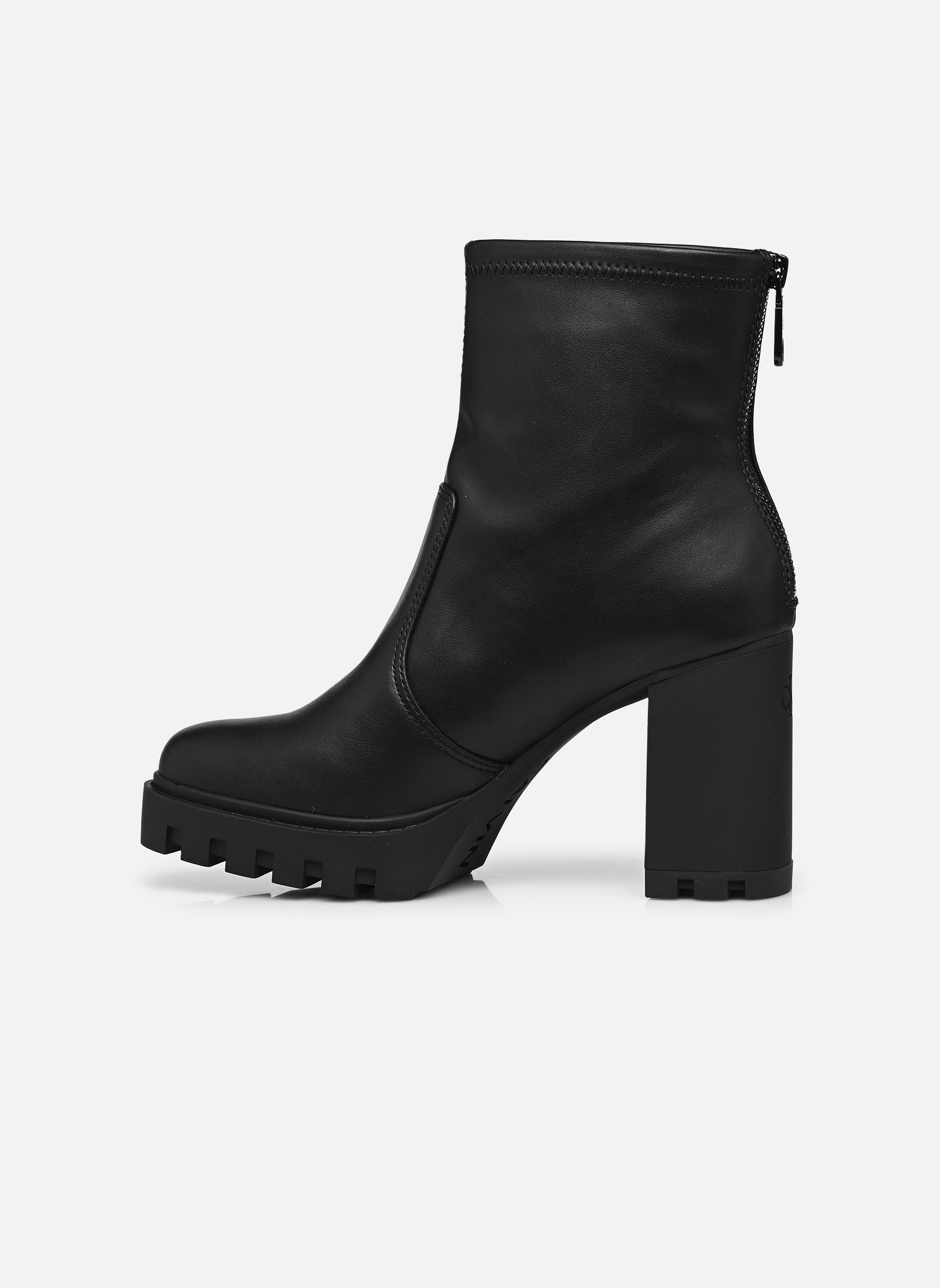 Bottines et boots HEEL PLATFORM ZIP BOOT MG NAPPA femme noir Calvin Klein Bottines et boots HEEL PLATFORM ZIP BOOT MG NAPPA femme noir 0GJ TRIPLE BLACK