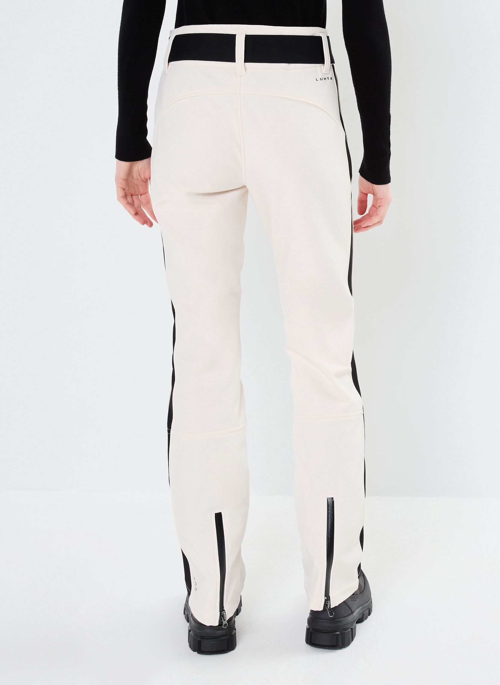 Pantalons slim REUTUTUNTURI femme beige Luhta Pantalons slim REUTUTUNTURI femme beige Poudre
