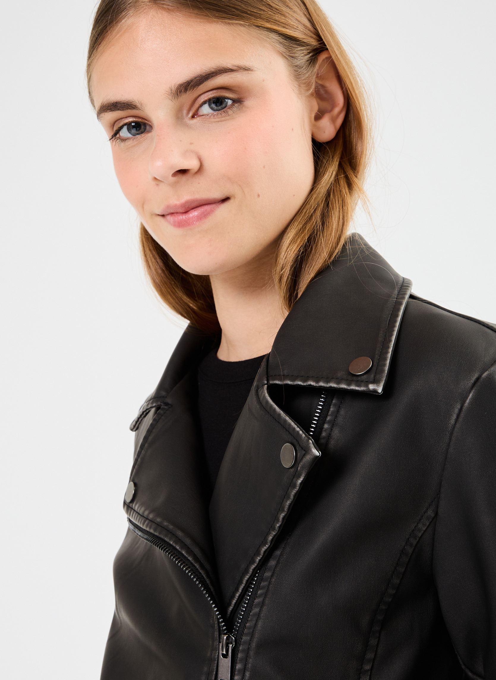 Vestes en cuir VICARA WASHED COATED JACKET femme noir Vila Vestes en cuir VICARA WASHED COATED JACKET femme noir Black
