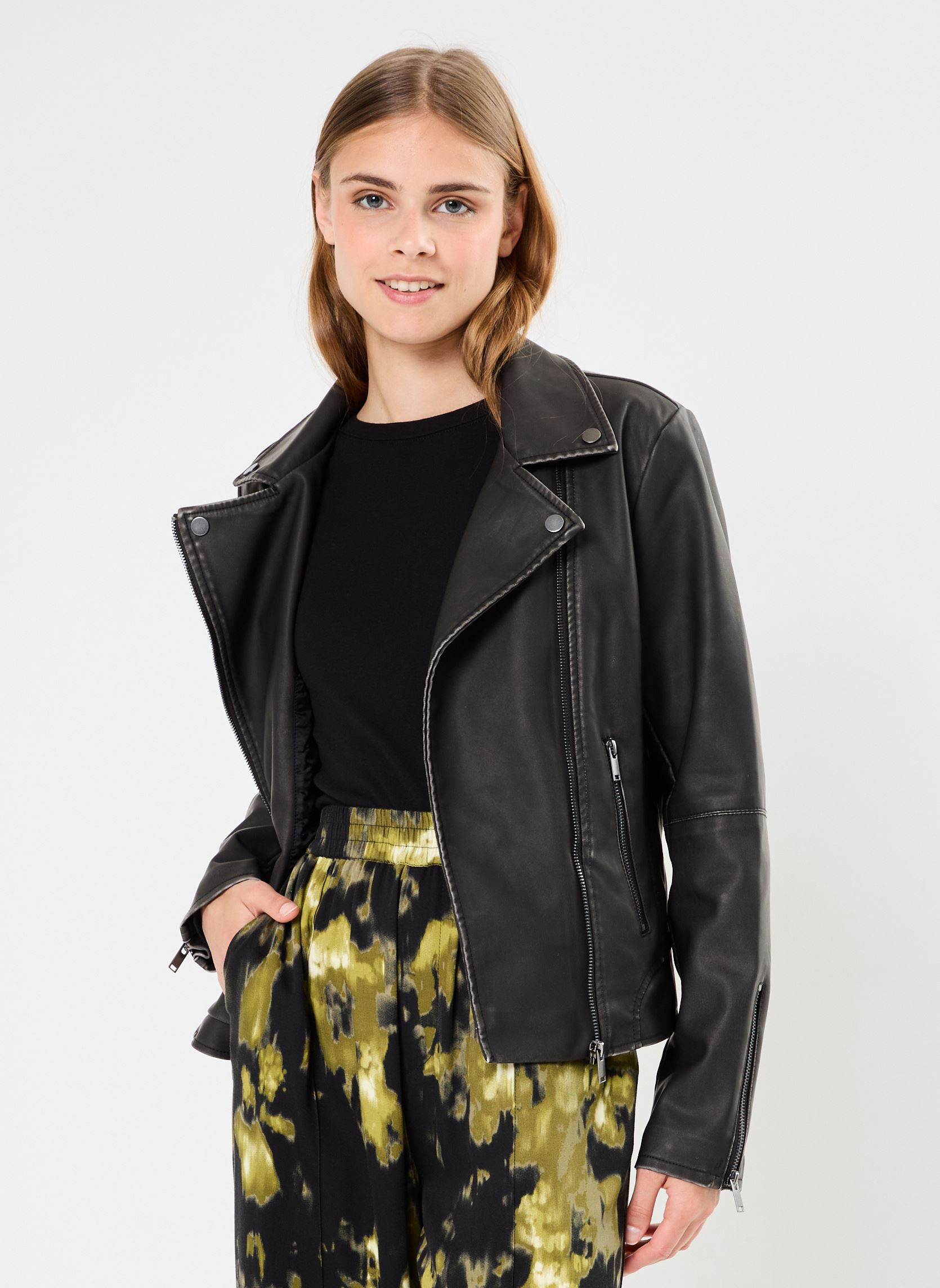 Vestes en cuir VICARA WASHED COATED JACKET femme noir Vila Vestes en cuir VICARA WASHED COATED JACKET femme noir Black
