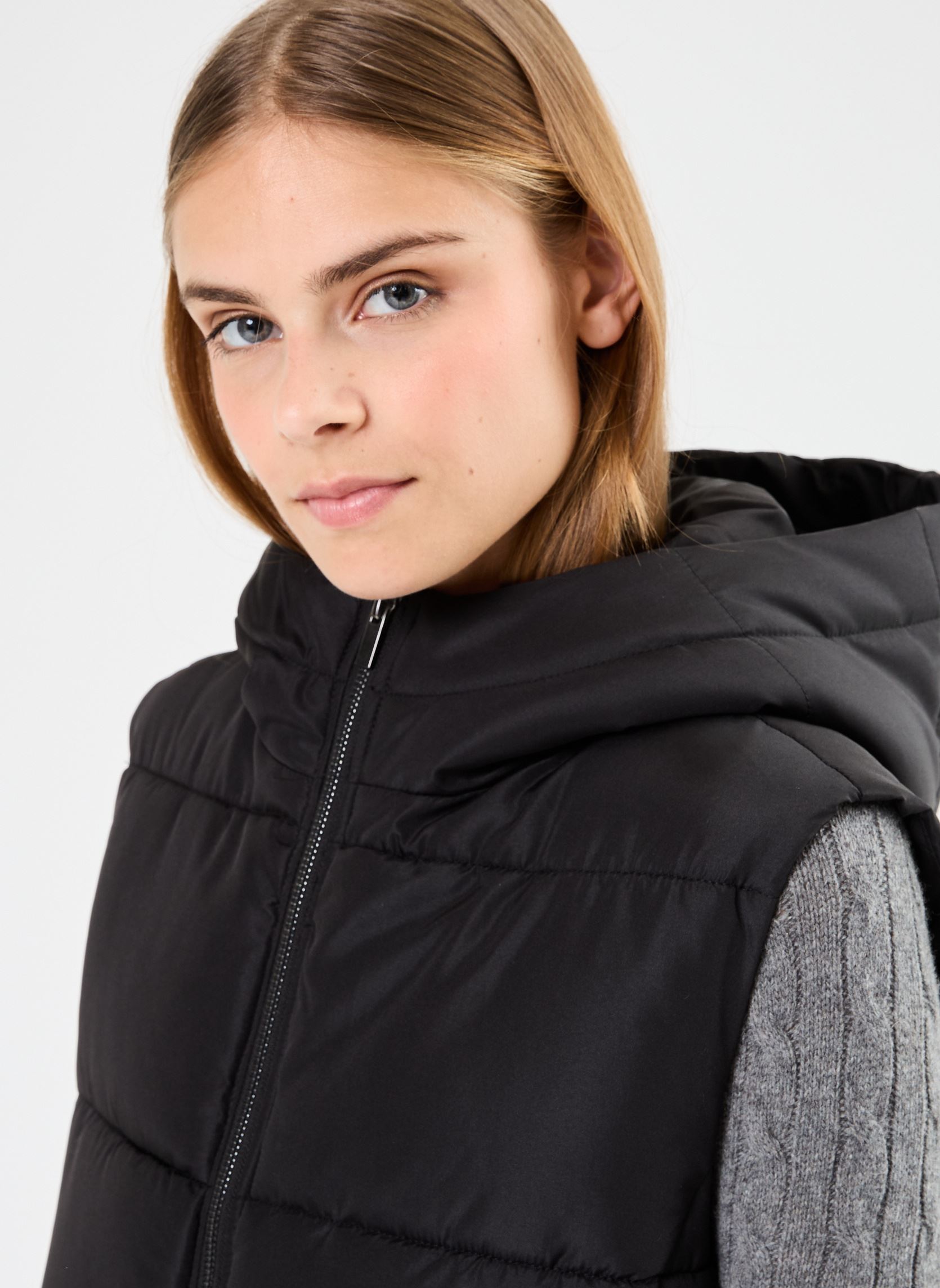 Daunenwesten VIKARLA SHORT PUFFER VEST - NOOS damen schwarz Vila Daunenwesten VIKARLA SHORT PUFFER VEST - NOOS damen schwarz Black