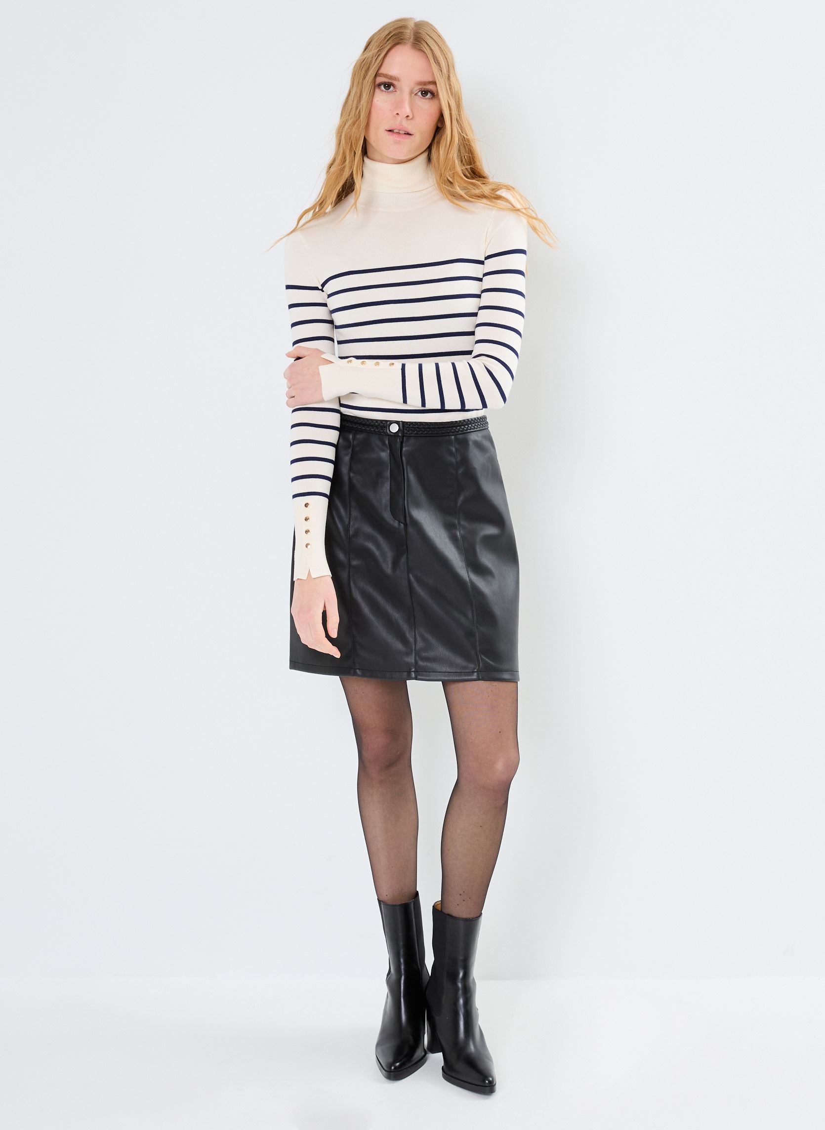Jupes courtes VIPEN COATED HW BRAID SKIRT femme noir Vila Jupes courtes VIPEN COATED HW BRAID SKIRT femme noir BLACK BEAUTY