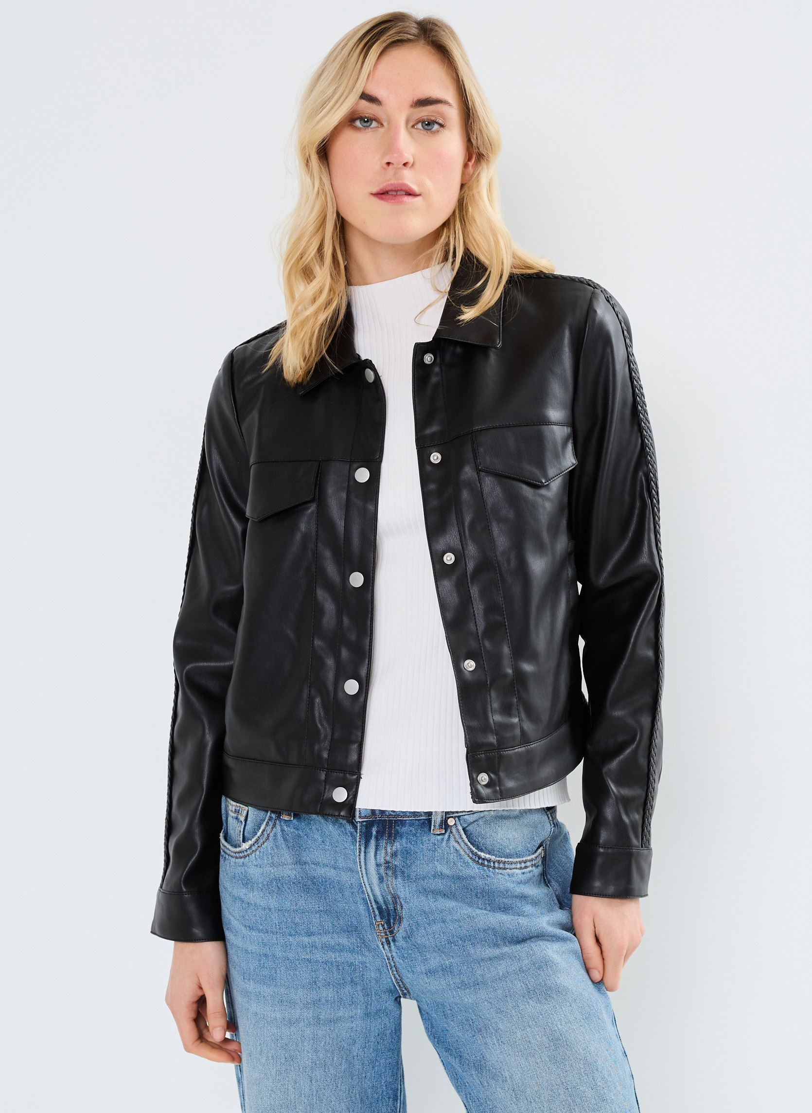 Jassen VIPEN COATED L/S BRAID JACKET dames zwart Vila Jassen VIPEN COATED L/S BRAID JACKET dames zwart Black Beauty