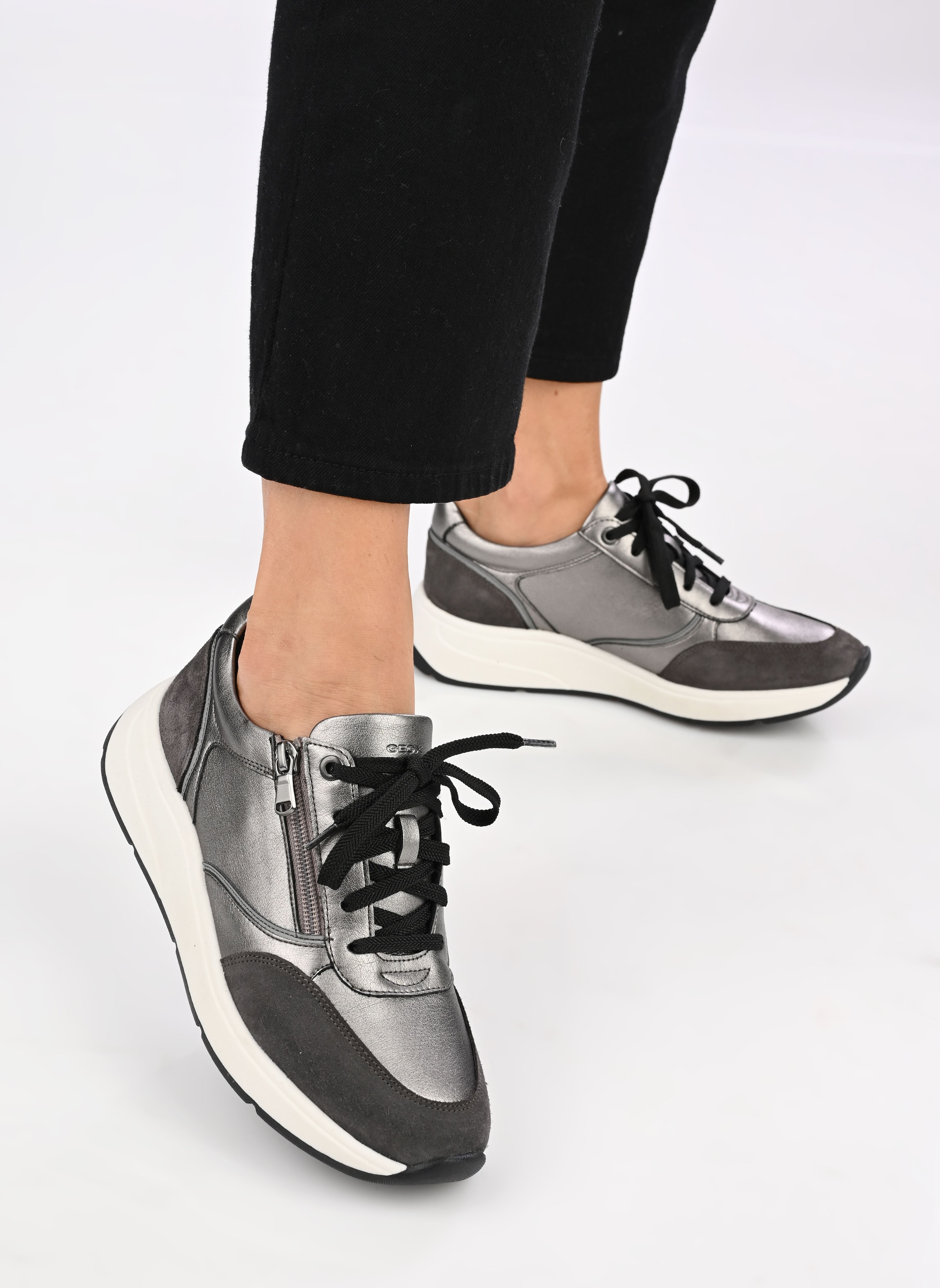 Baskets D CRISTAEL E femme gris Geox Baskets D CRISTAEL E femme gris GUN/GRAPHITE