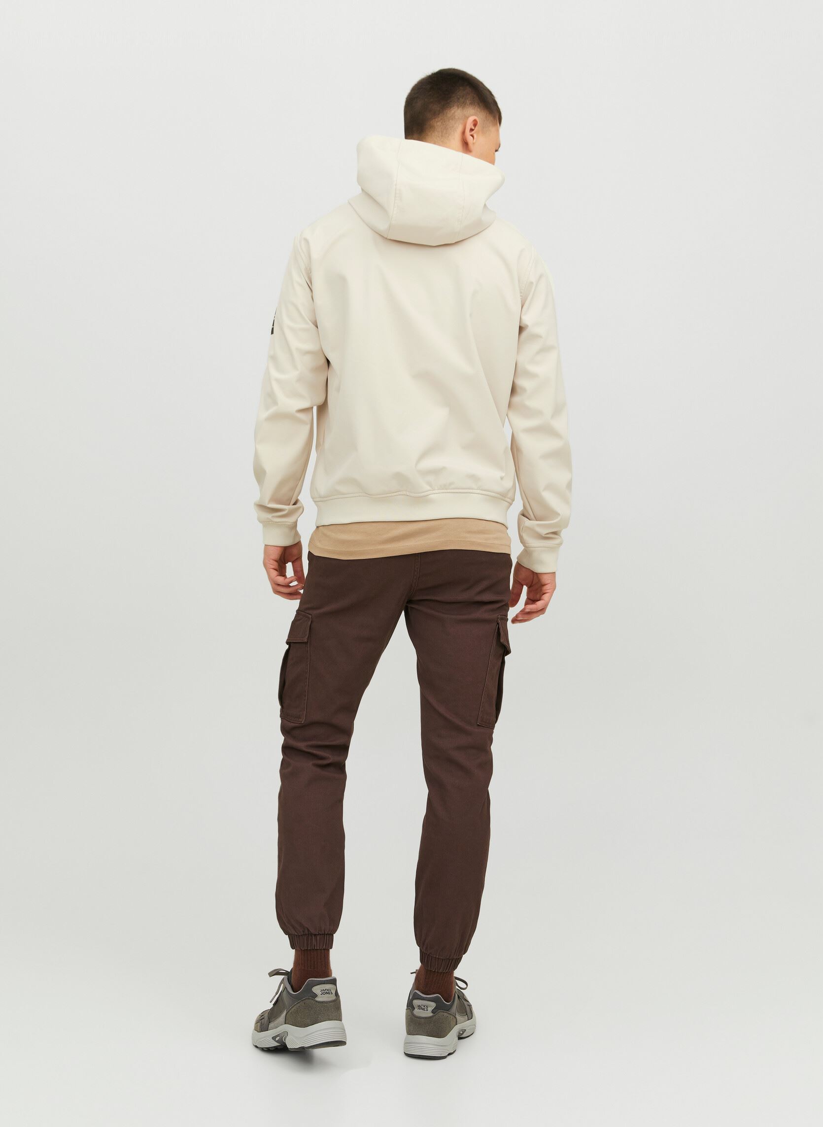 Trainingsjacken Jjebasic Softshell hood Noos herren grau Jack & Jones Trainingsjacken Jjebasic Softshell hood Noos herren grau MOONBEAM