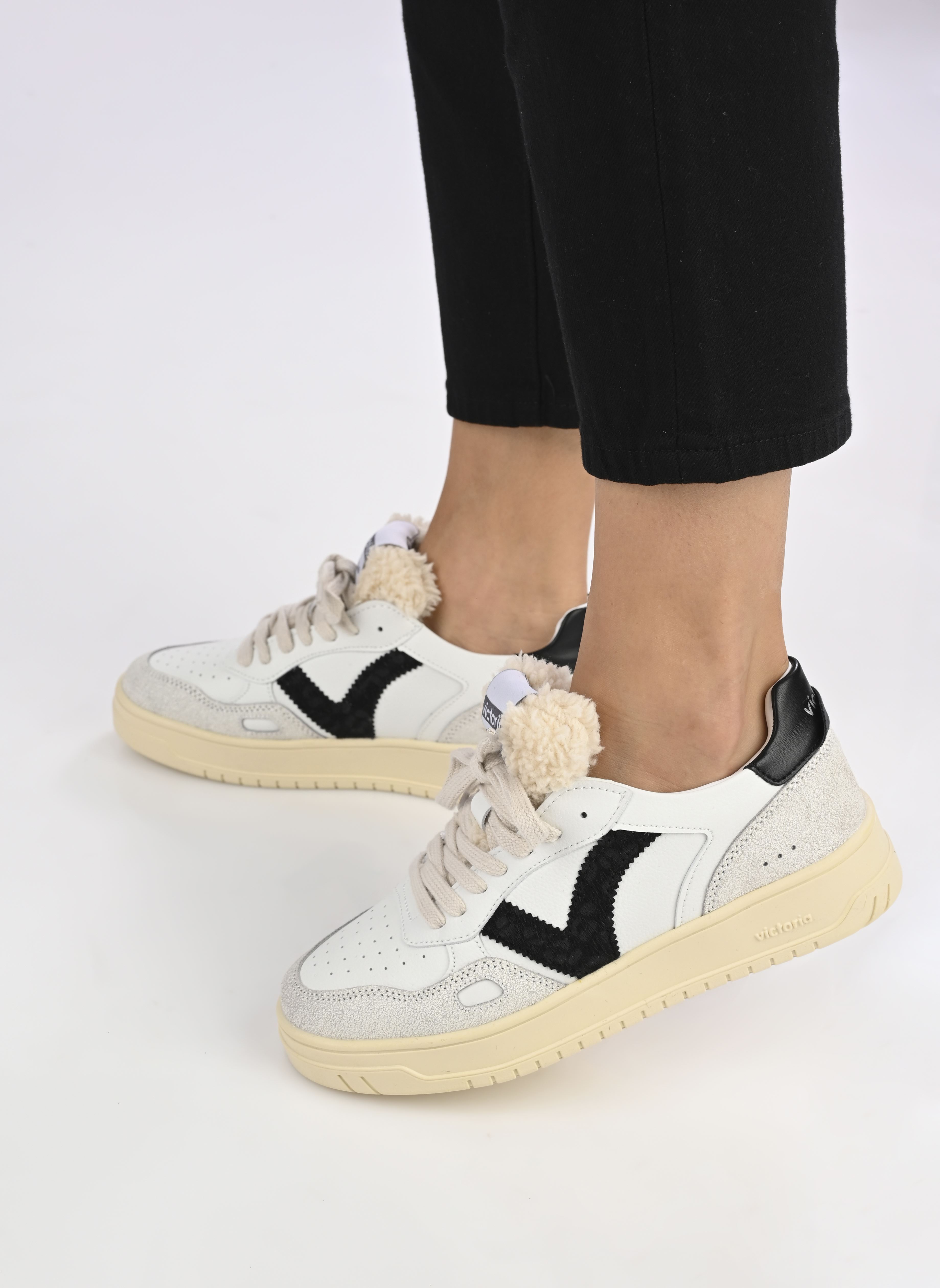 Baskets SEÚL EFECTO PIEL & ANIMAL femme blanc Victoria Baskets SEÚL EFECTO PIEL & ANIMAL femme blanc NEGRO