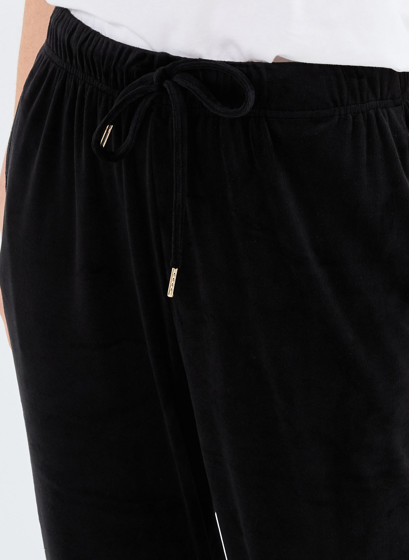 Jogginghosen Pcsilli Hw Velvet Sweat Pants Fc Bc damen schwarz Pieces Jogginghosen Pcsilli Hw Velvet Sweat Pants Fc Bc damen schwarz BLACK