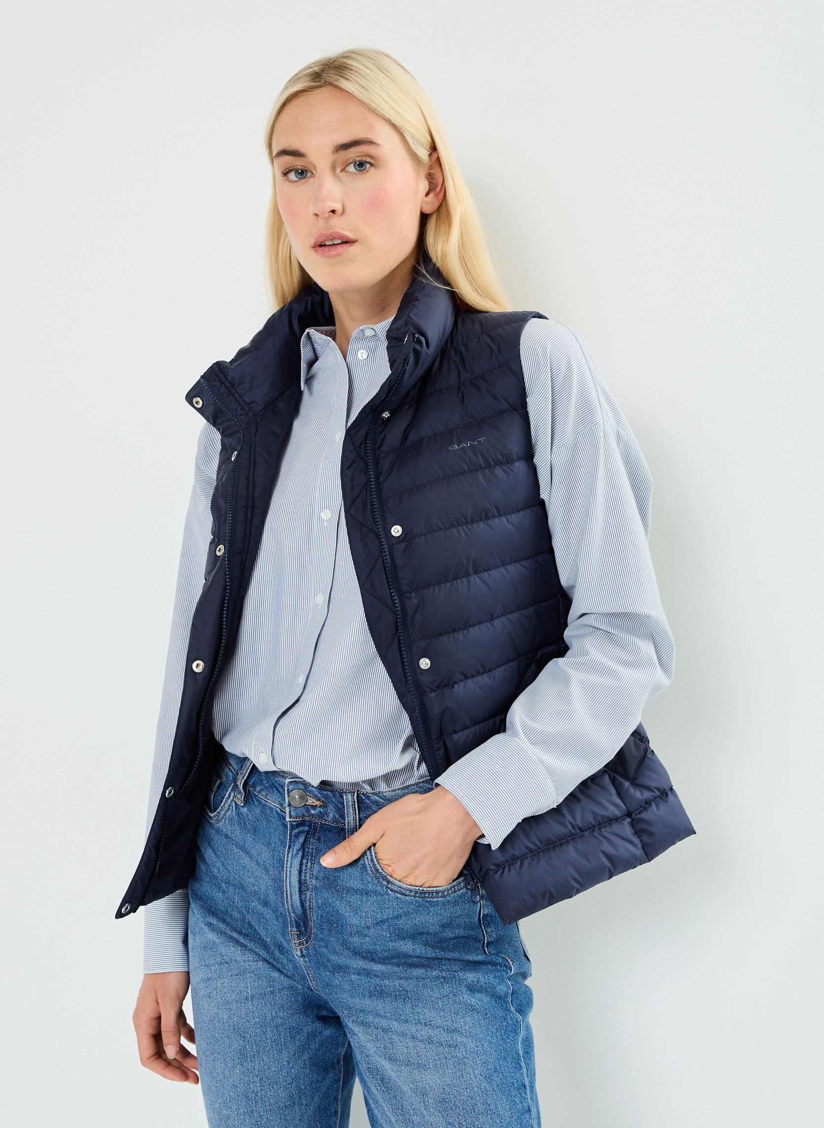 Vêtements GANT Down Vest 4700280 pour Accessoires