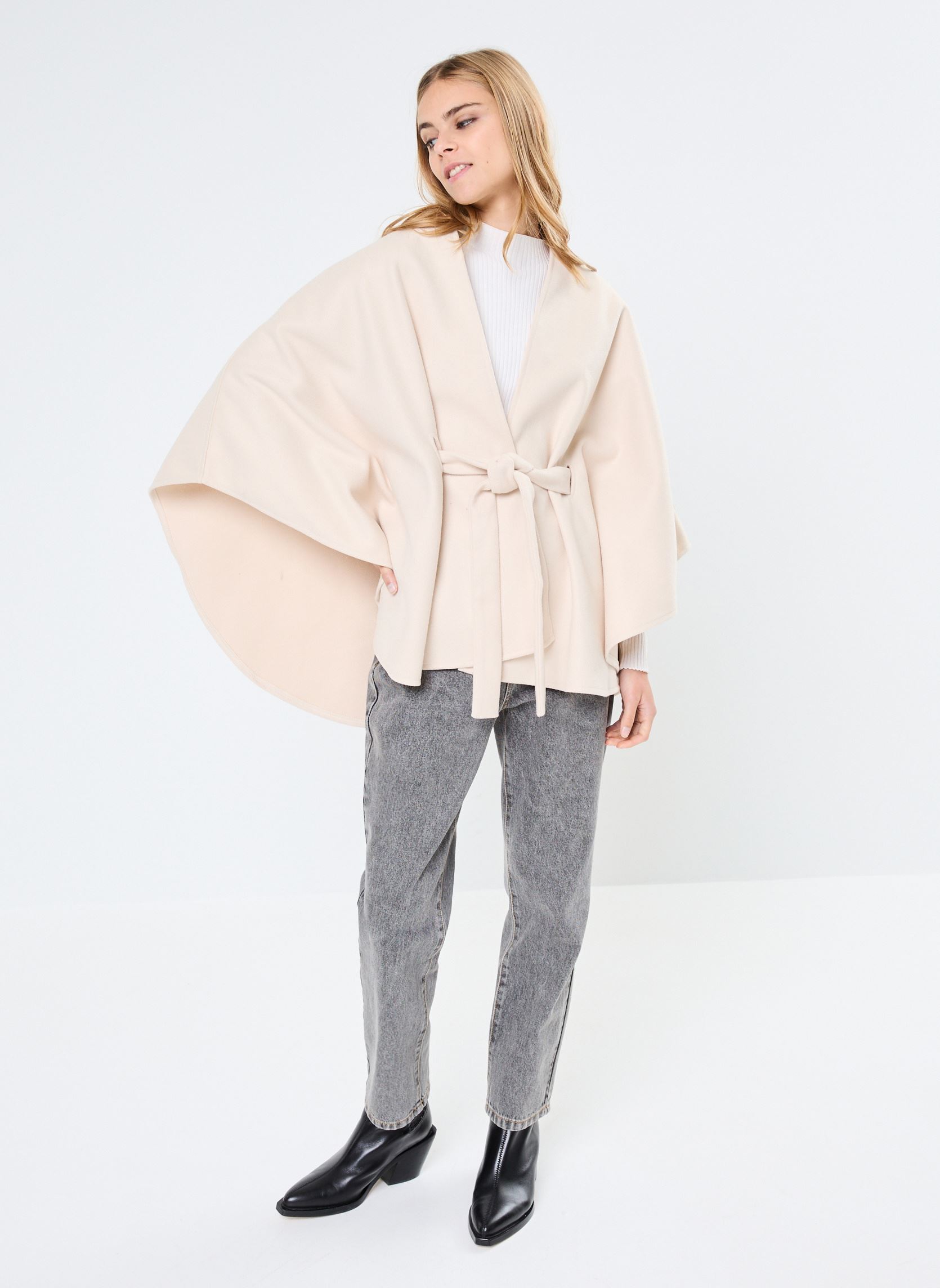 Poncho's PONCHO dames beige Georgia Rose Poncho's PONCHO dames beige BEIGE