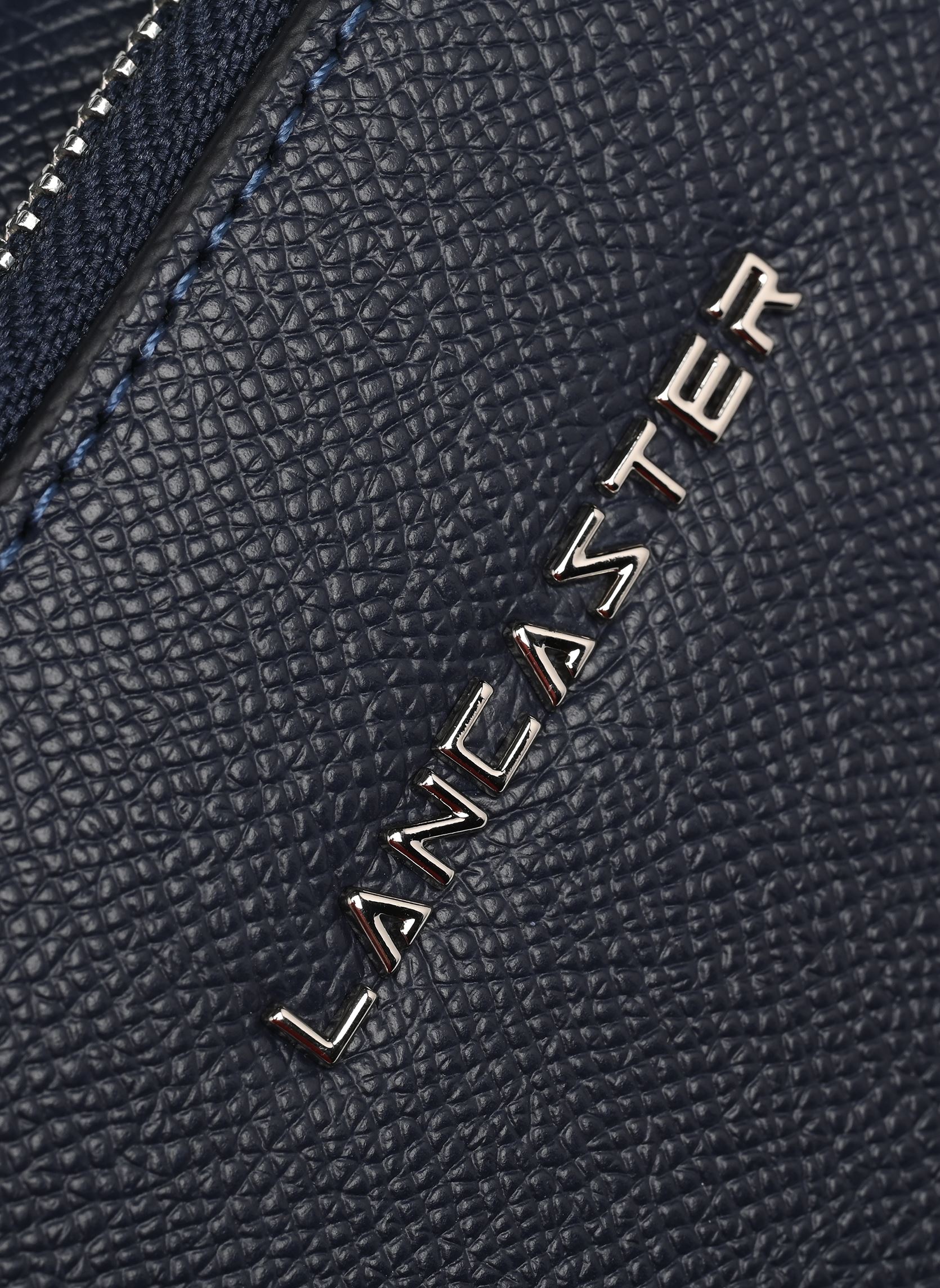 Sacs bandoulière Sac Bandoulière Delphino Lucas homme bleu Lancaster Sacs bandoulière Sac Bandoulière Delphino Lucas homme bleu BLEU FONCE