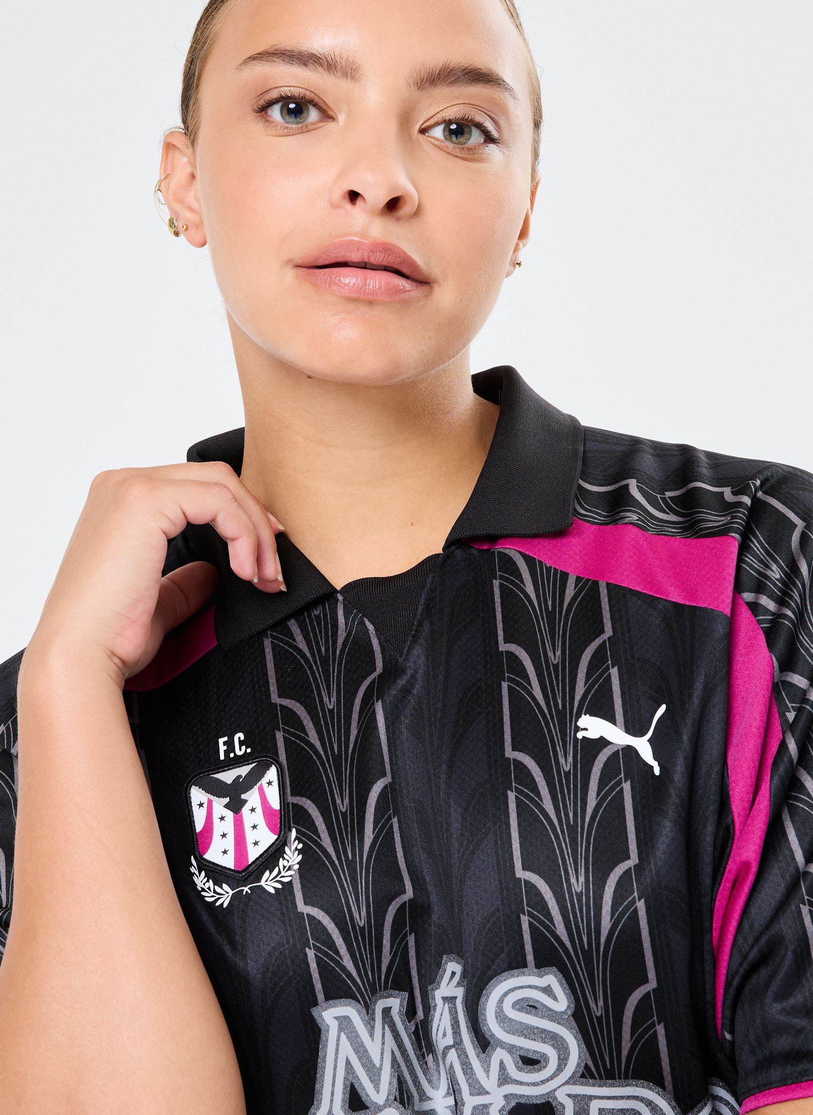 Tee-shirts Maillot de foot PUMA X MAS TIEMPO JRSY W femme noir Puma Tee-shirts Maillot de foot PUMA X MAS TIEMPO JRSY W femme noir PUMA BLACK