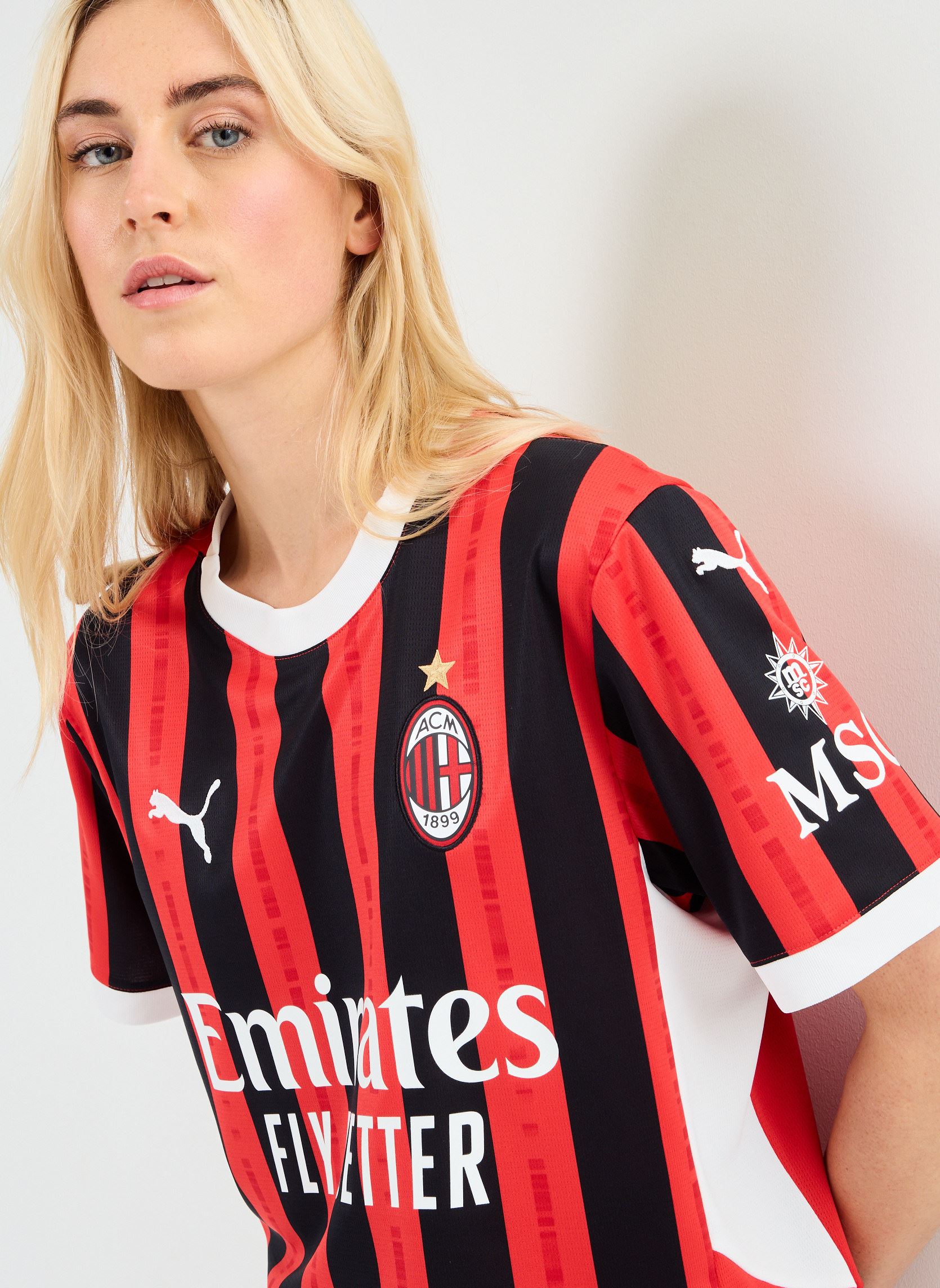 Tee-shirts manches courtes Maillot de foot AC Milan replica W - Uni femme multicolore Puma Tee-shirts manches courtes Maillot de foot AC Milan replica W - Uni femme multicolore FOR ALL TIME RED-PUMA BLACK