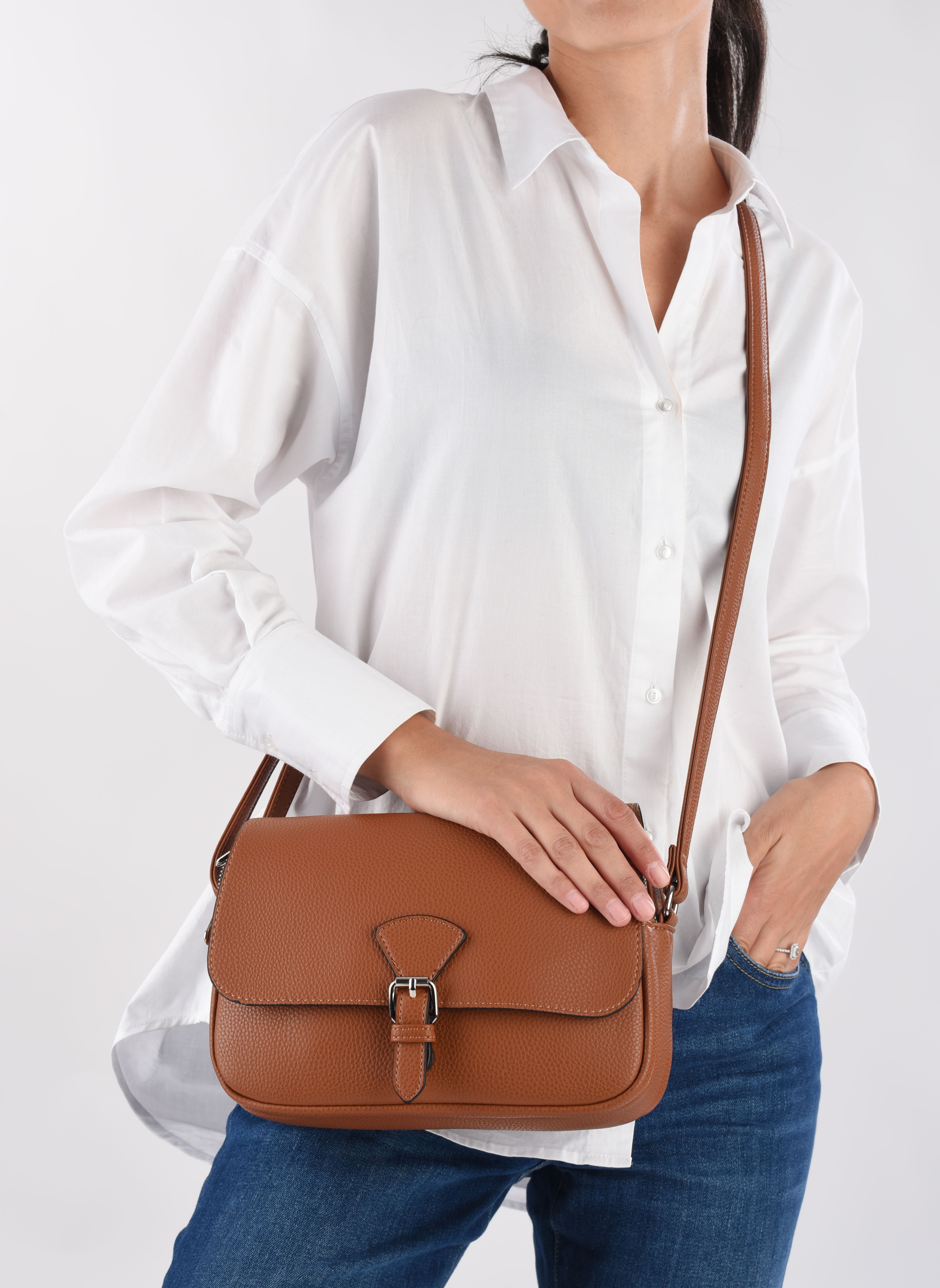 Borse a tracolla Sac bandoulière WADOU donna marrone MADE BY Borse a tracolla Sac bandoulière WADOU donna marrone COGNAC