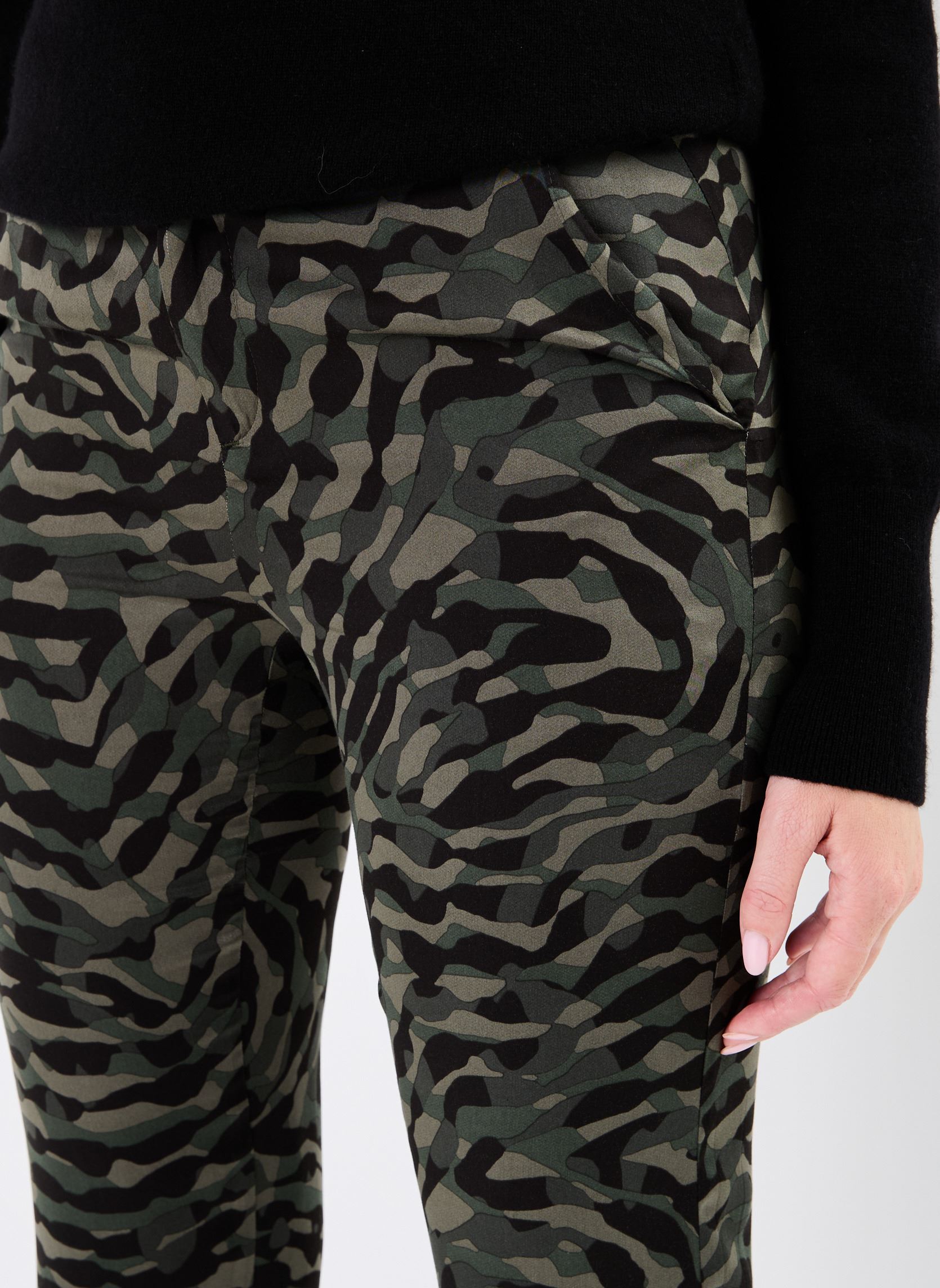 Pantalones rectos BZ22315 mujer verde IKKS Women Pantalones rectos BZ22315 mujer verde KAKI