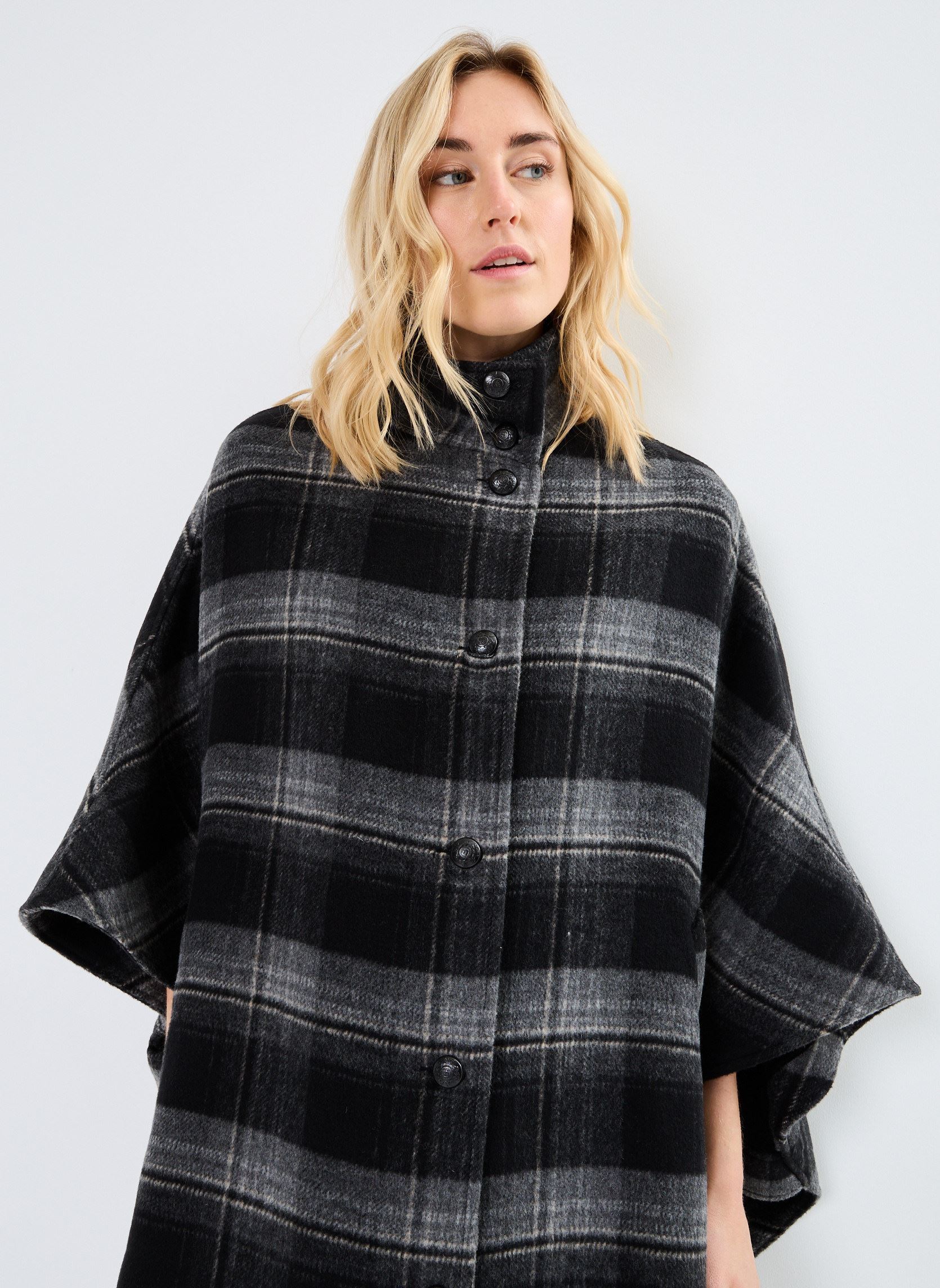 Poncho's BZ44165 dames grijs IKKS Women Poncho's BZ44165 dames grijs GRIS ANTHRACITE