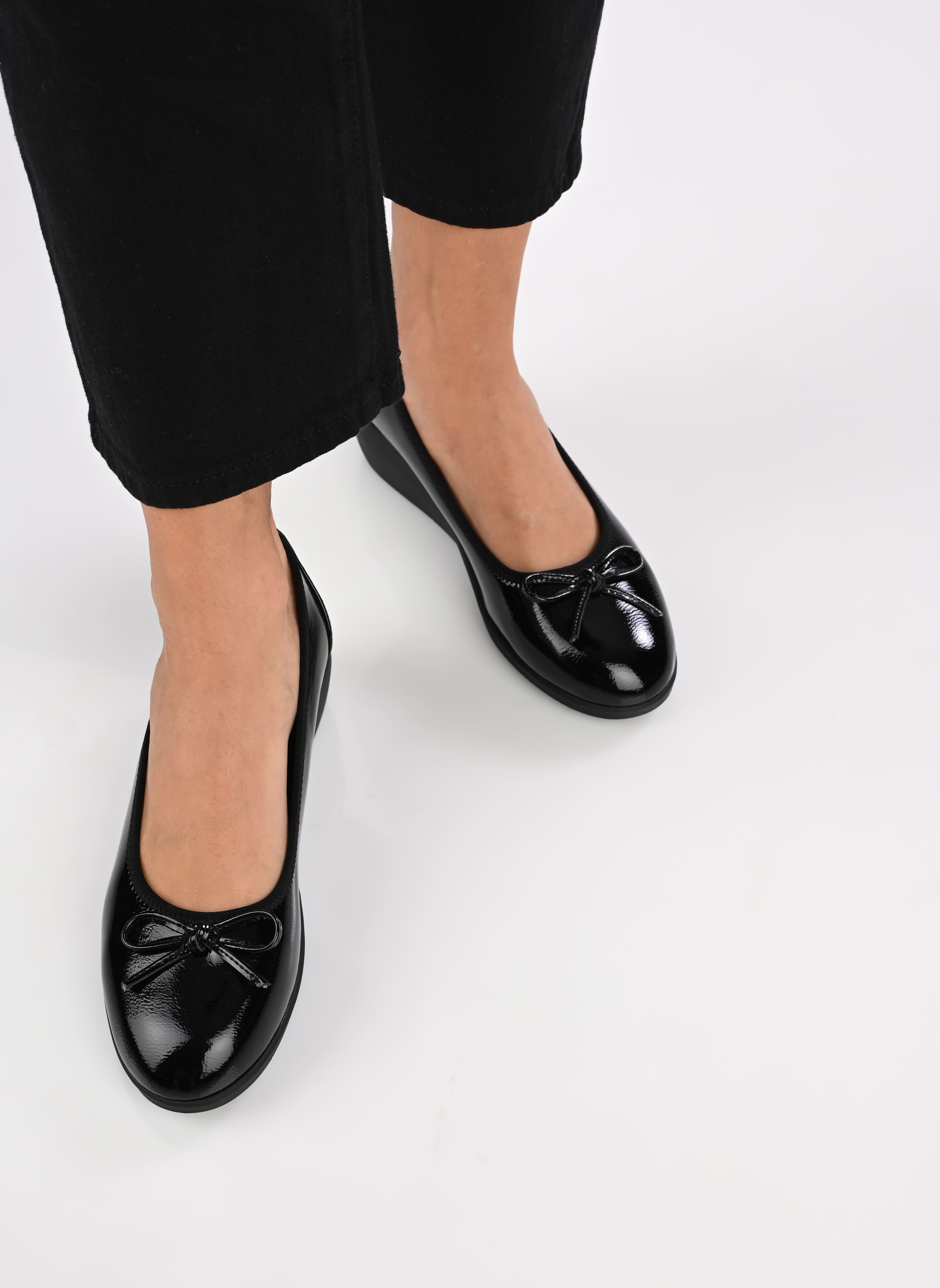 Klassische Ballerinas 22162-43 damen schwarz Jana shoes Klassische Ballerinas 22162-43 damen schwarz Black Patent