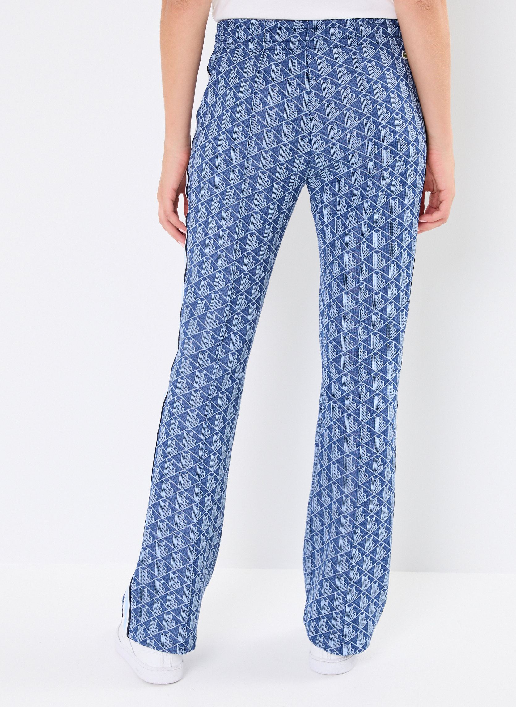 Bas de jogging pantalon de survetement monogramme femme bleu Lacoste Bas de jogging pantalon de survetement monogramme femme bleu SPHERE/PANORAMAPHERE/PANORAMA