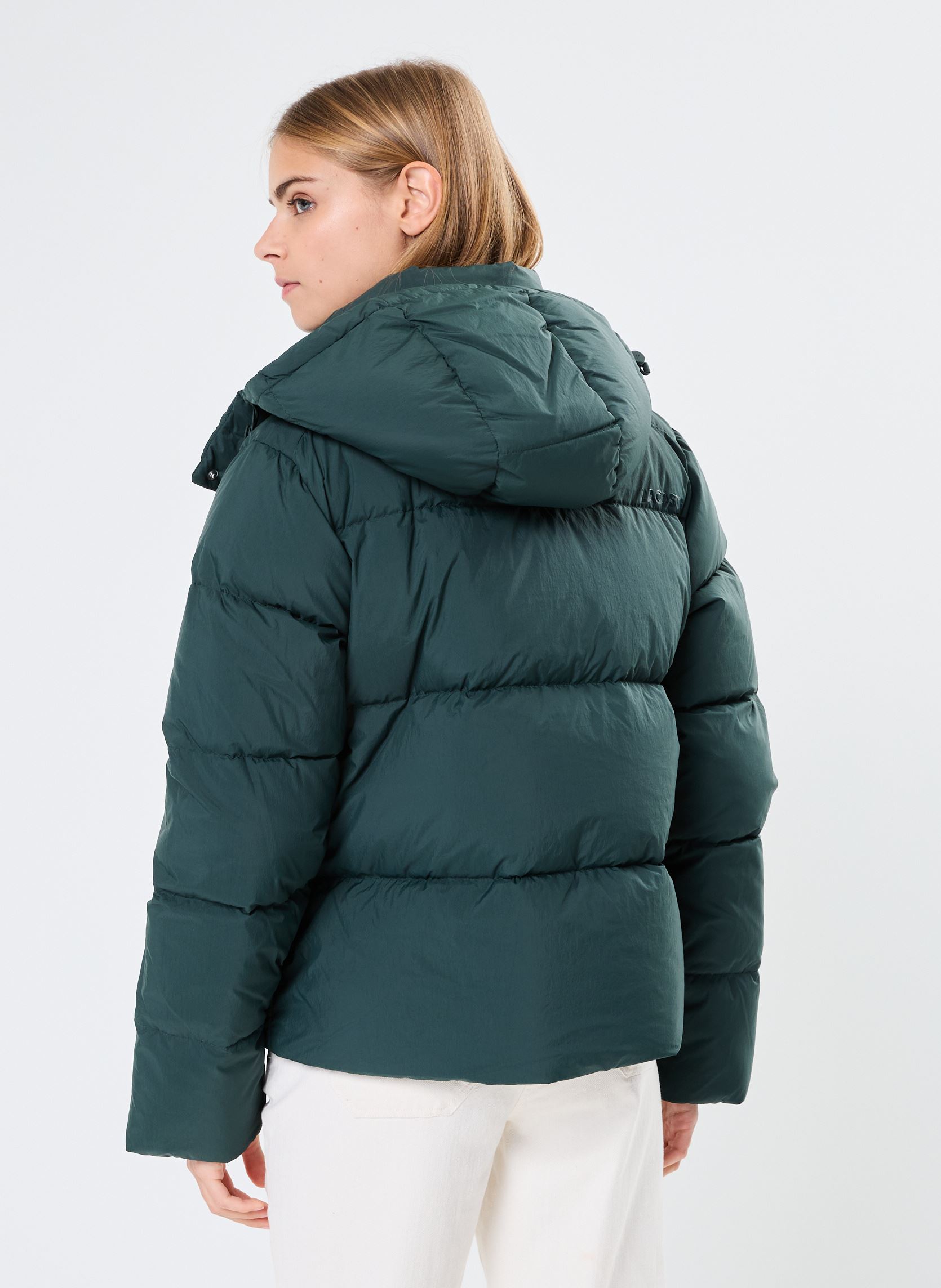 Daunenjacken Veste courte siglée en duvet avec capuch damen grün Lacoste Daunenjacken Veste courte siglée en duvet avec capuch damen grün SINOPLE