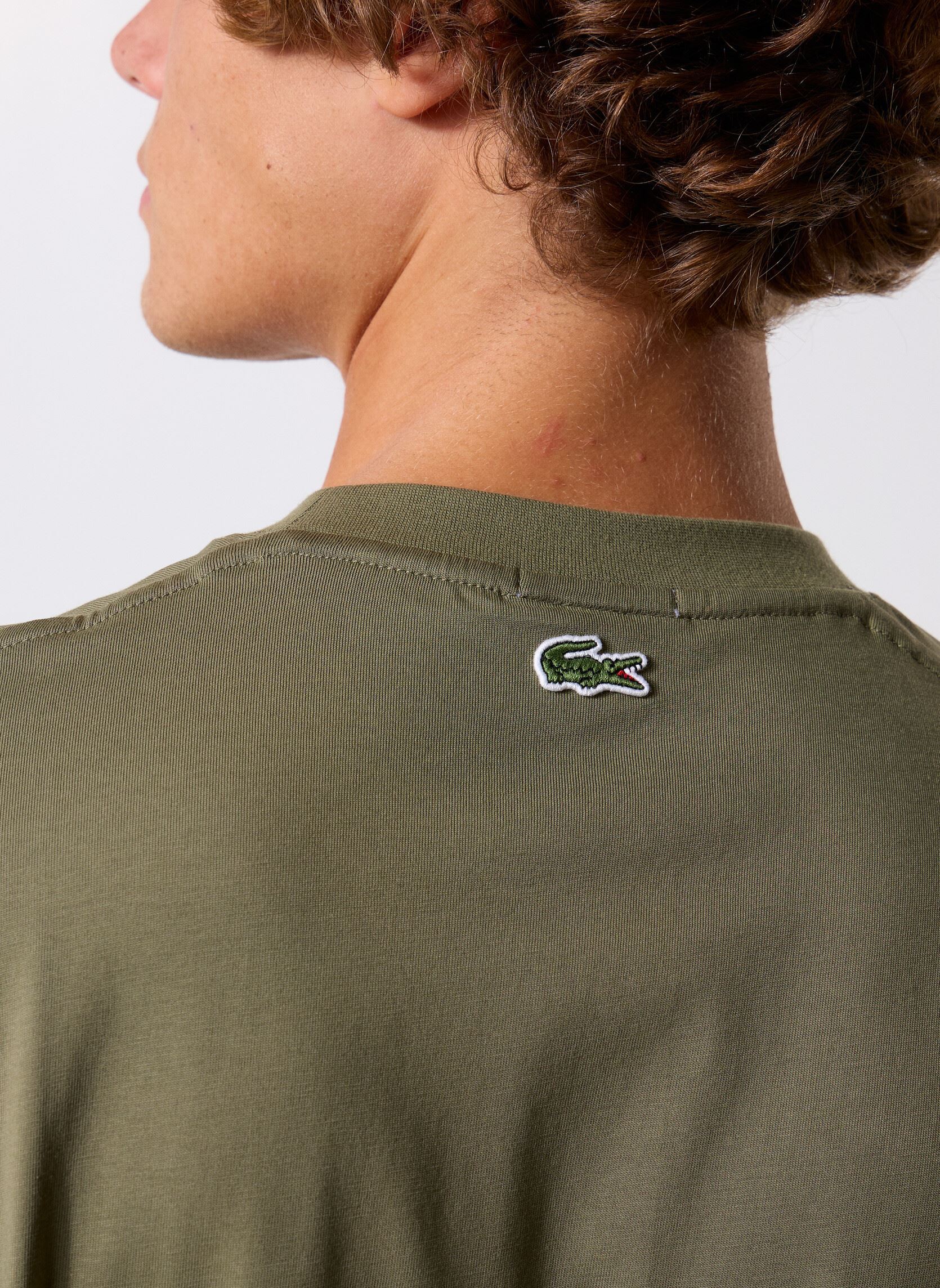 Tee-shirts manches courtes T-shirt classic fit jersey de coton homme vert Lacoste Tee-shirts manches courtes T-shirt classic fit jersey de coton homme vert OLIVE 06Y