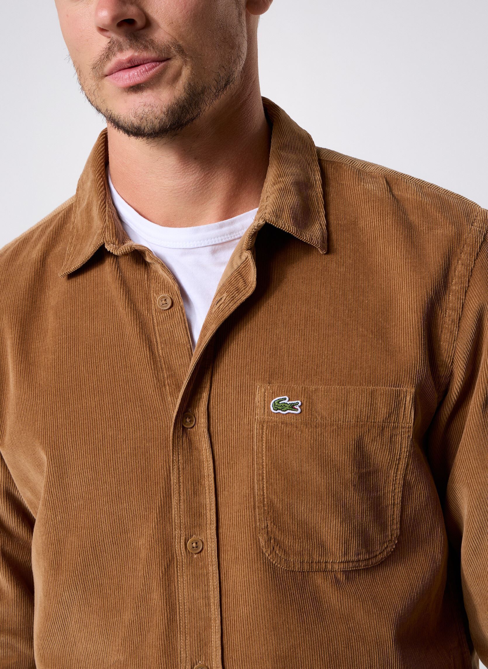 Hemden Chemise regular fit en velours herren beige Lacoste Hemden Chemise regular fit en velours herren beige DATTE