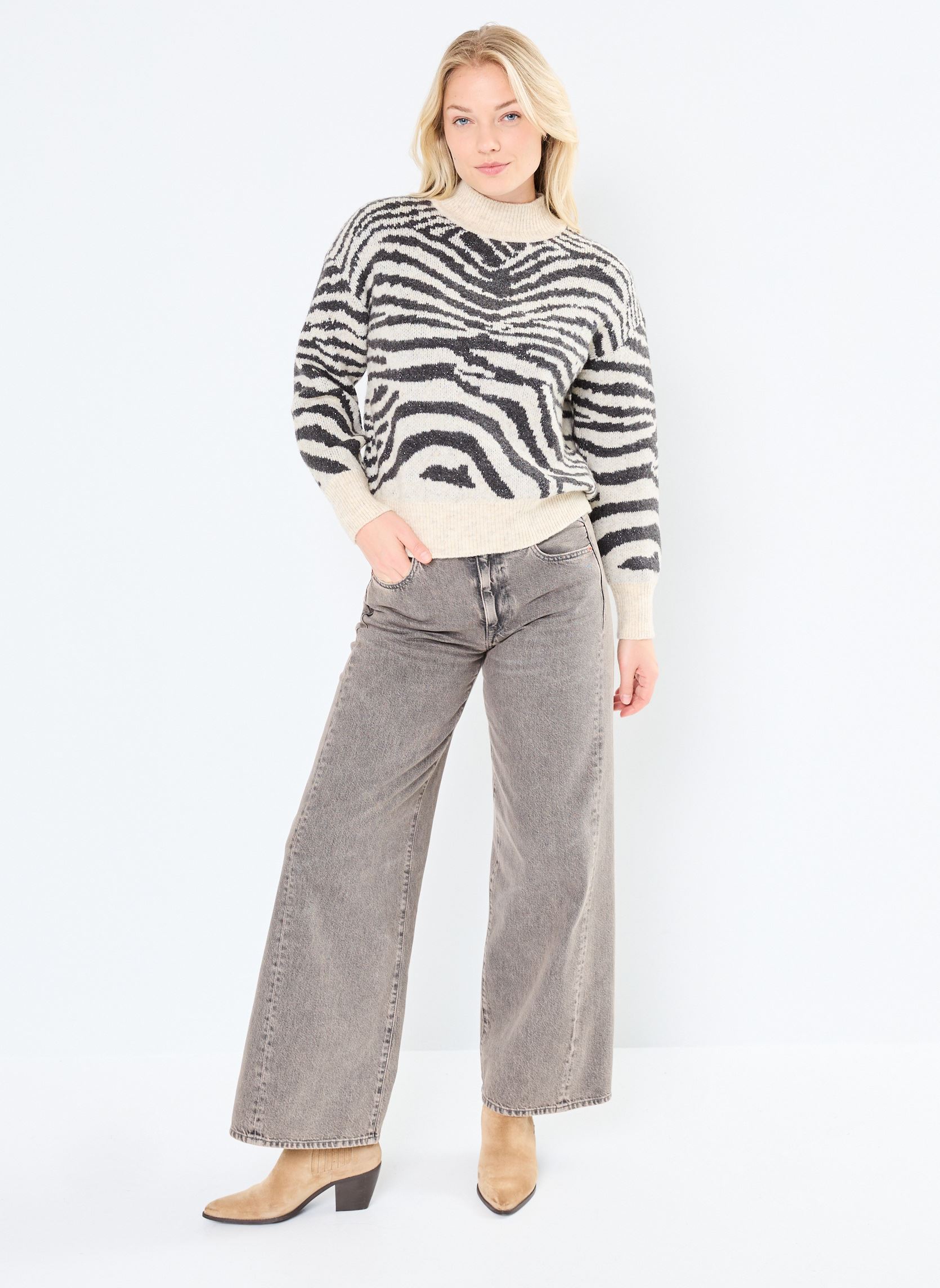 Truien FI-PU-ZEBRE dames wit La Fée Maraboutée Truien FI-PU-ZEBRE dames wit ecru/noir