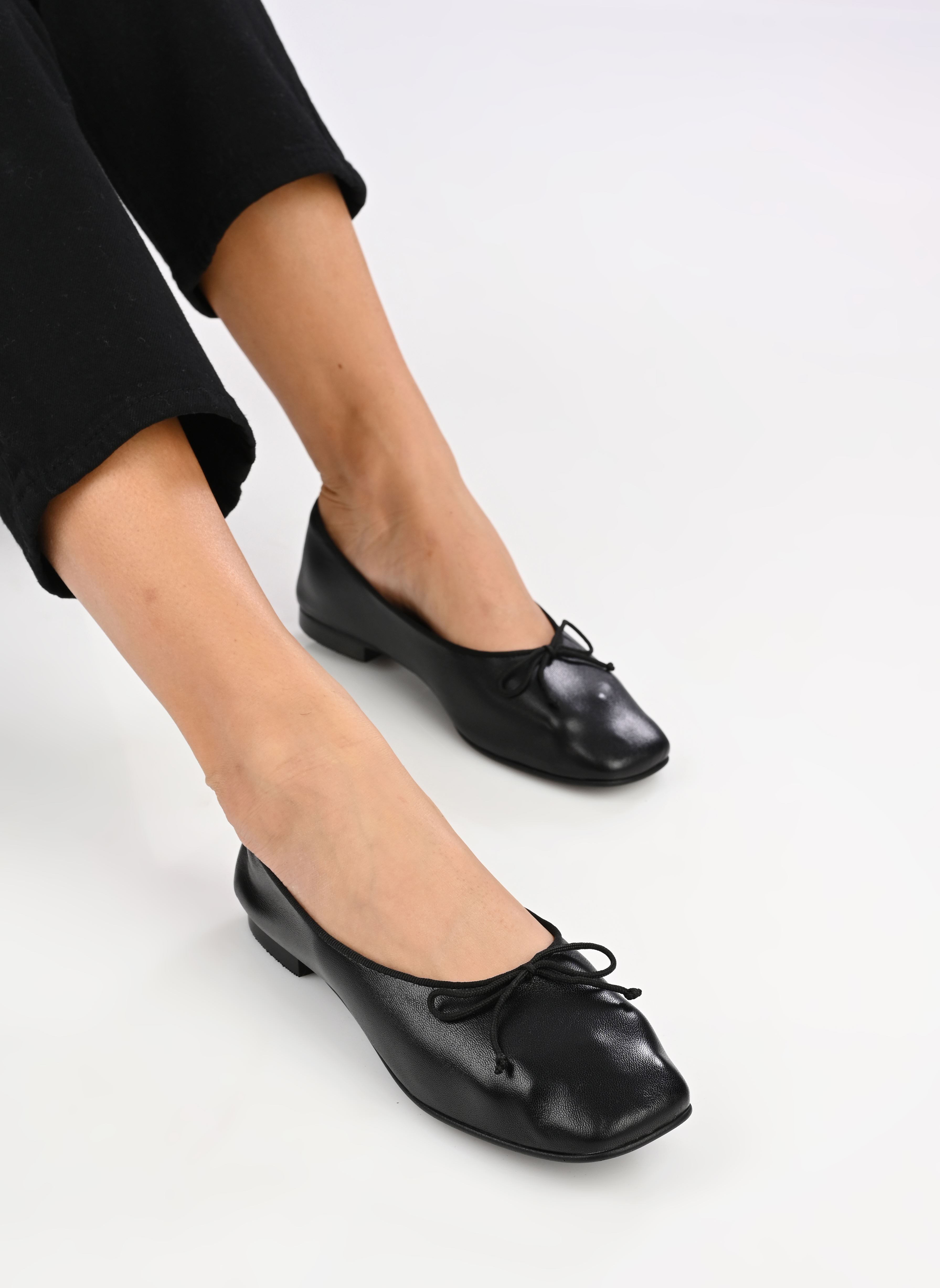 Klassische Ballerinas GAELE damen schwarz COSMOPARIS Klassische Ballerinas GAELE damen schwarz Noir