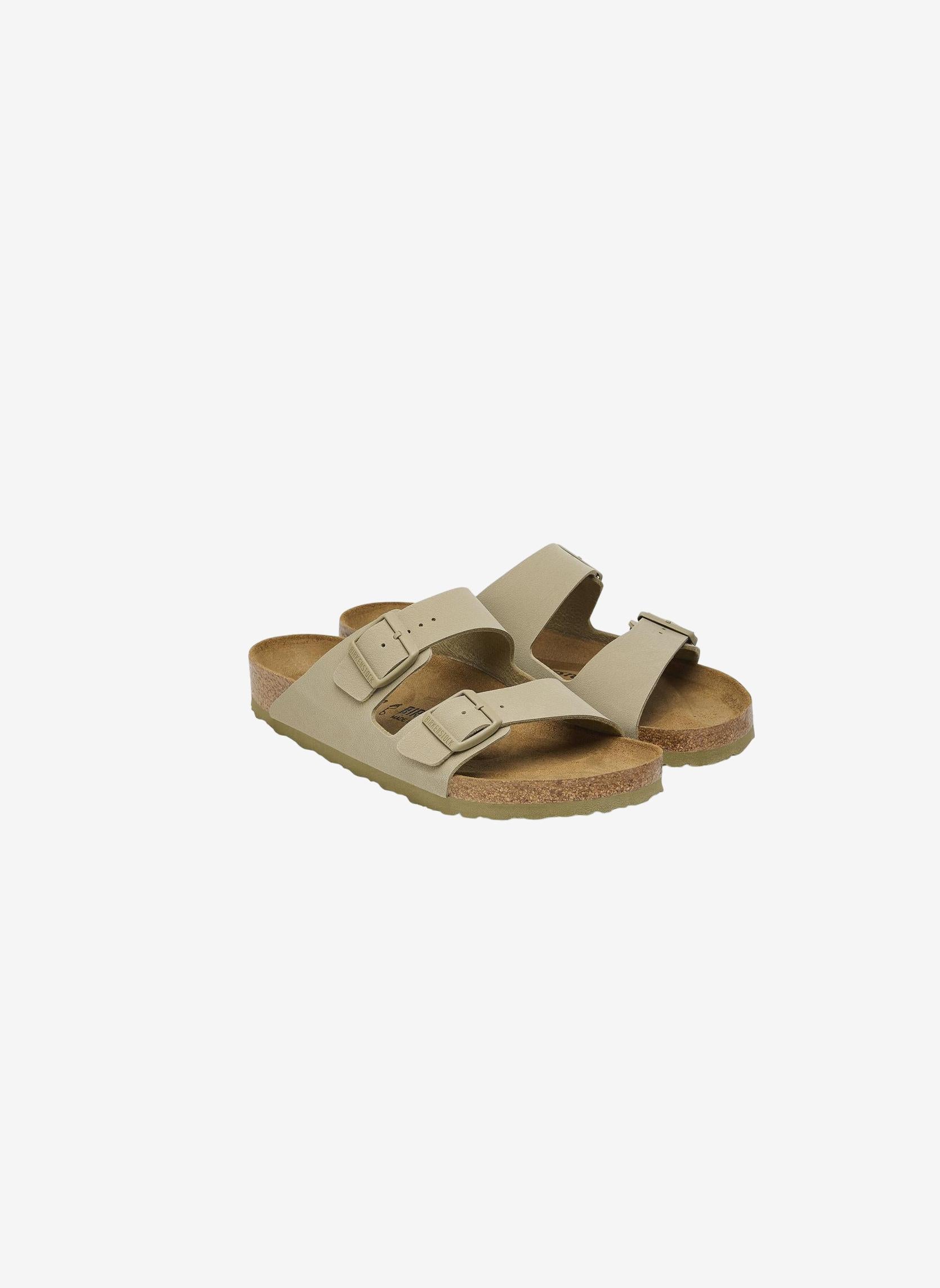 Birkenstock Arizona Etroite (Vert) Sandales et nupieds chez Sarenza (770309)
