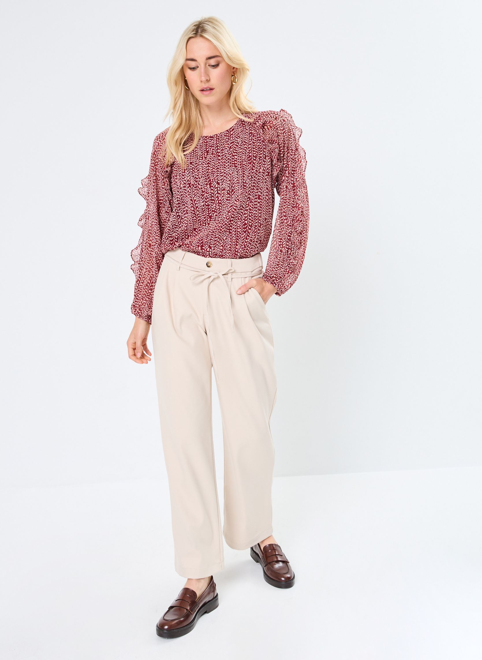 Blouses manches longues LADIES WOVEN TOP femme rouge Molly Bracken Blouses manches longues LADIES WOVEN TOP femme rouge DARK RED MONA